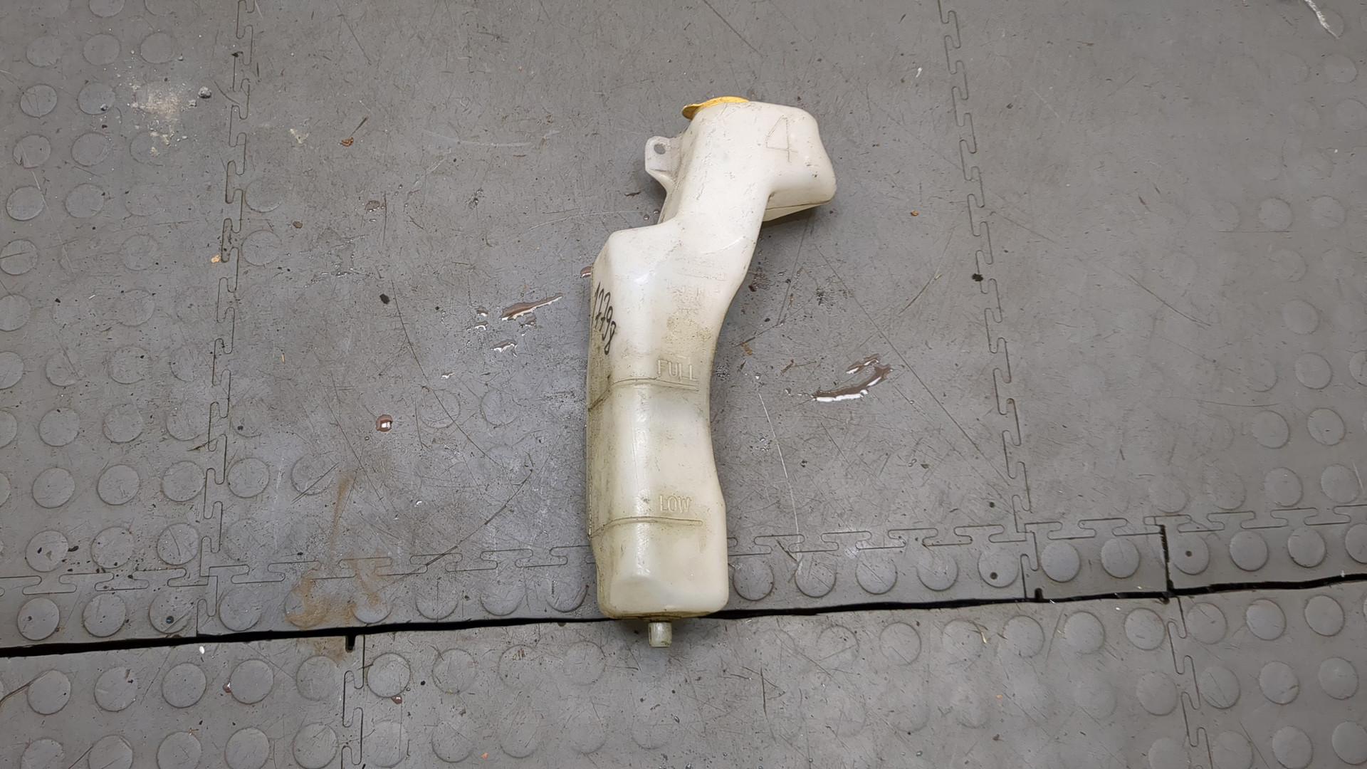 Бачок расширительный