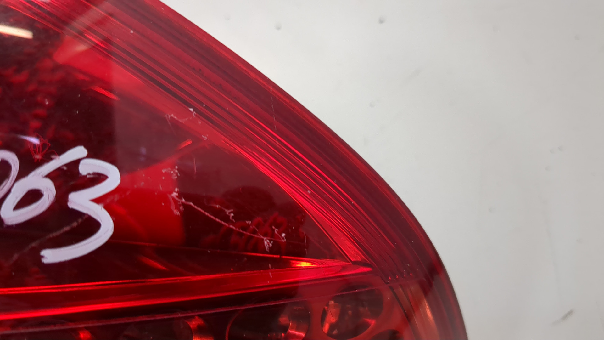 Фонарь задний правый