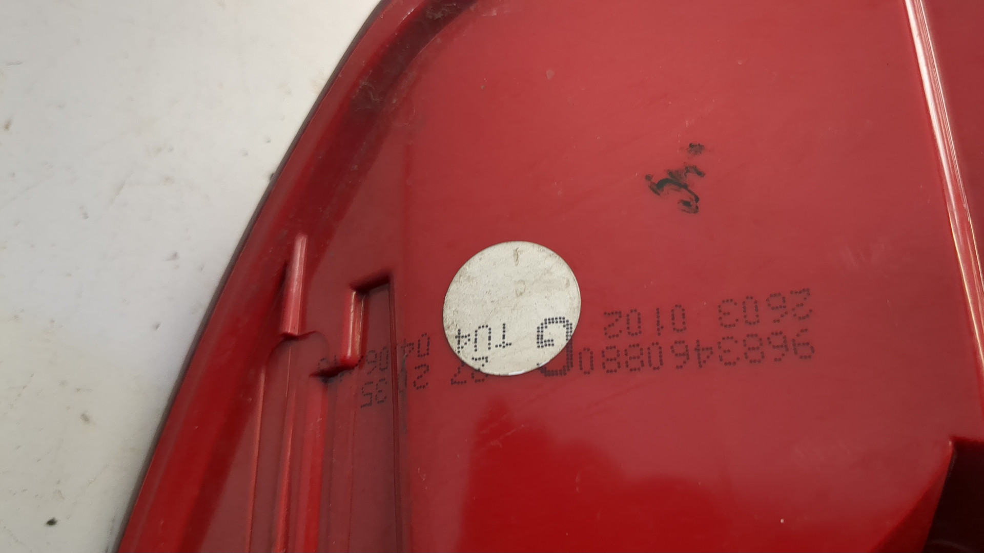 Фонарь задний правый