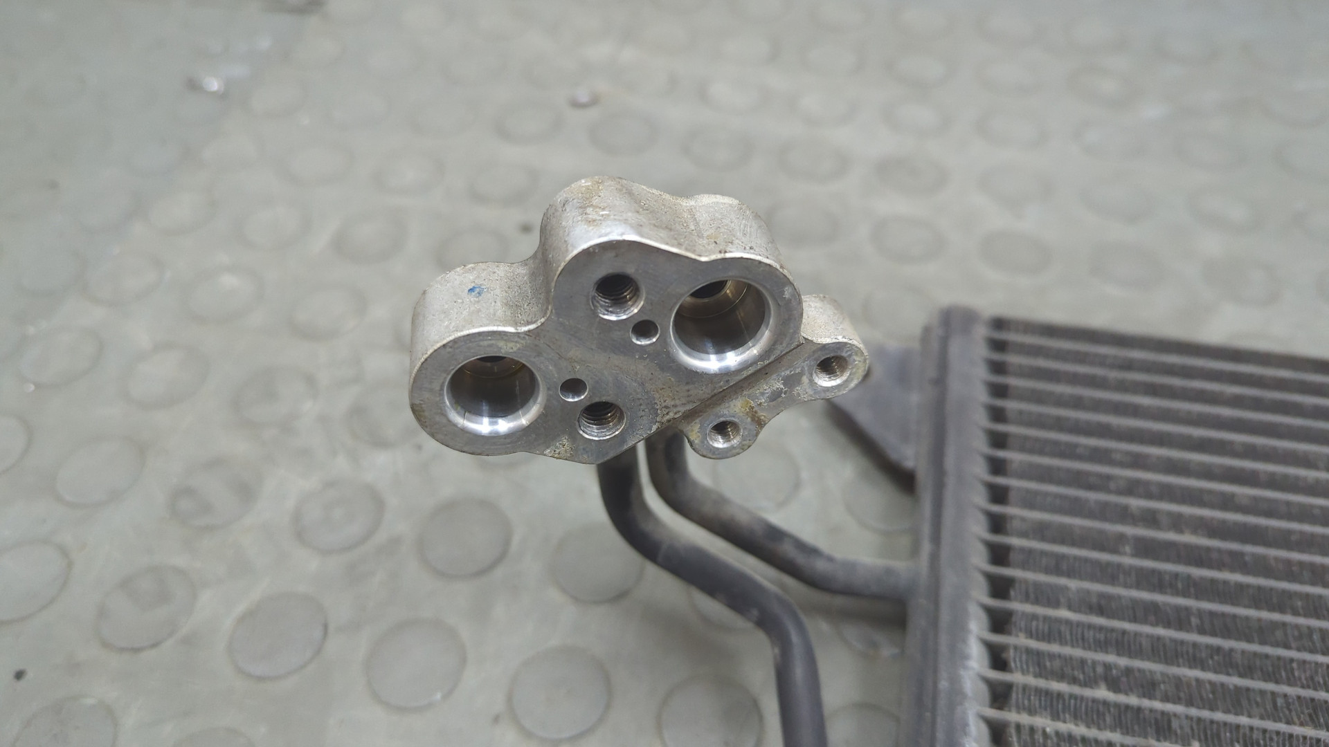 Радиатор кондиционера / конденсер