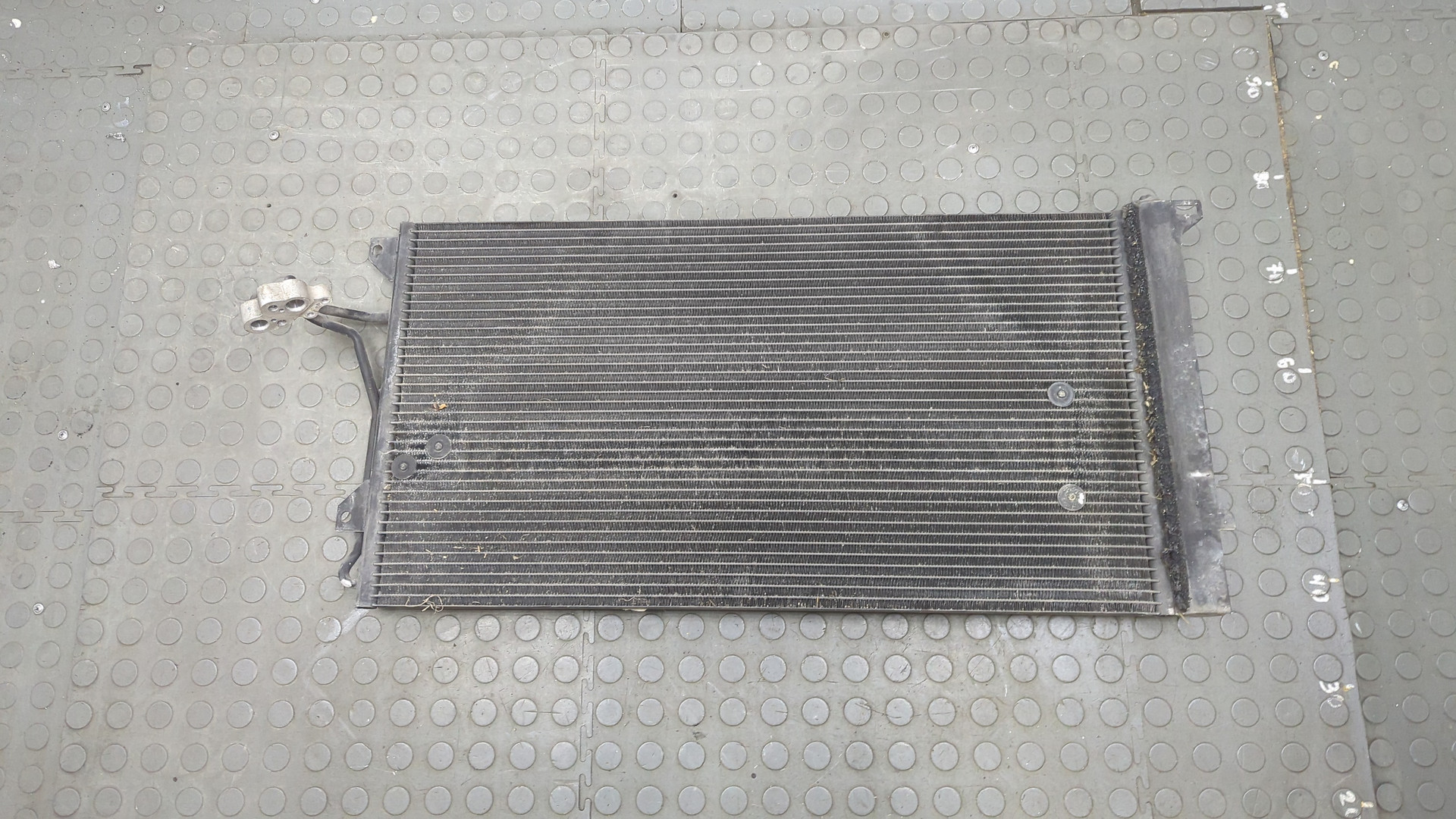 Радиатор кондиционера / конденсер