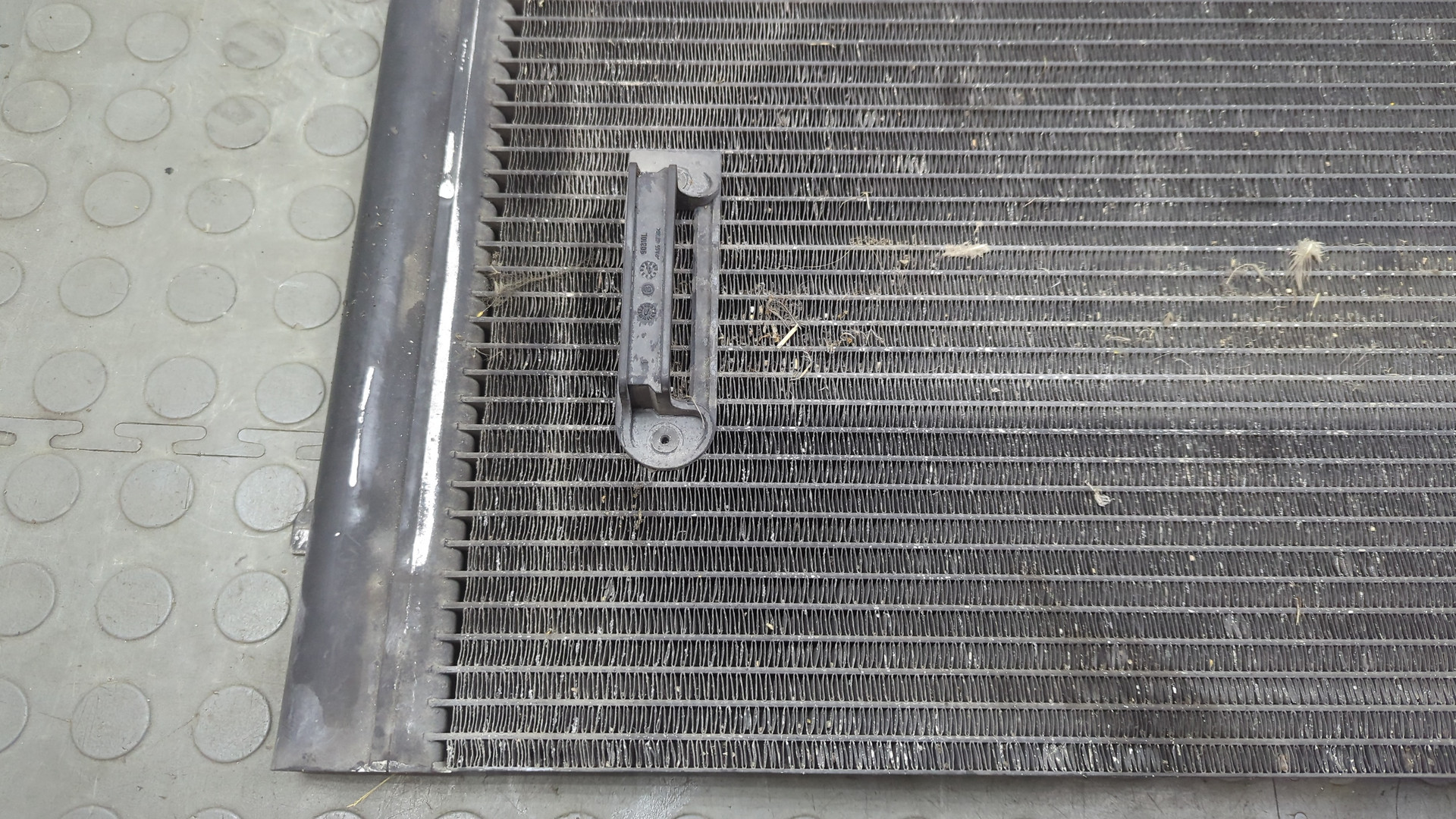 Радиатор кондиционера / конденсер