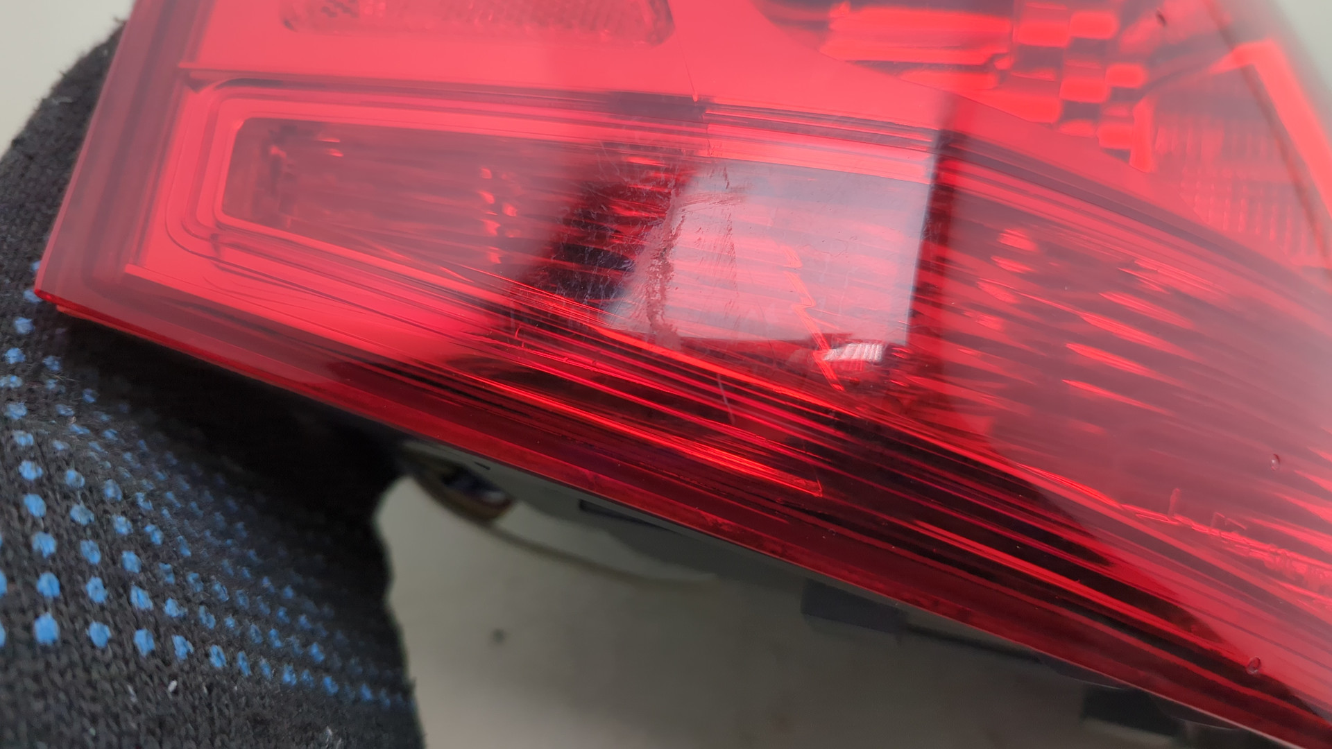 Фонарь задний левый