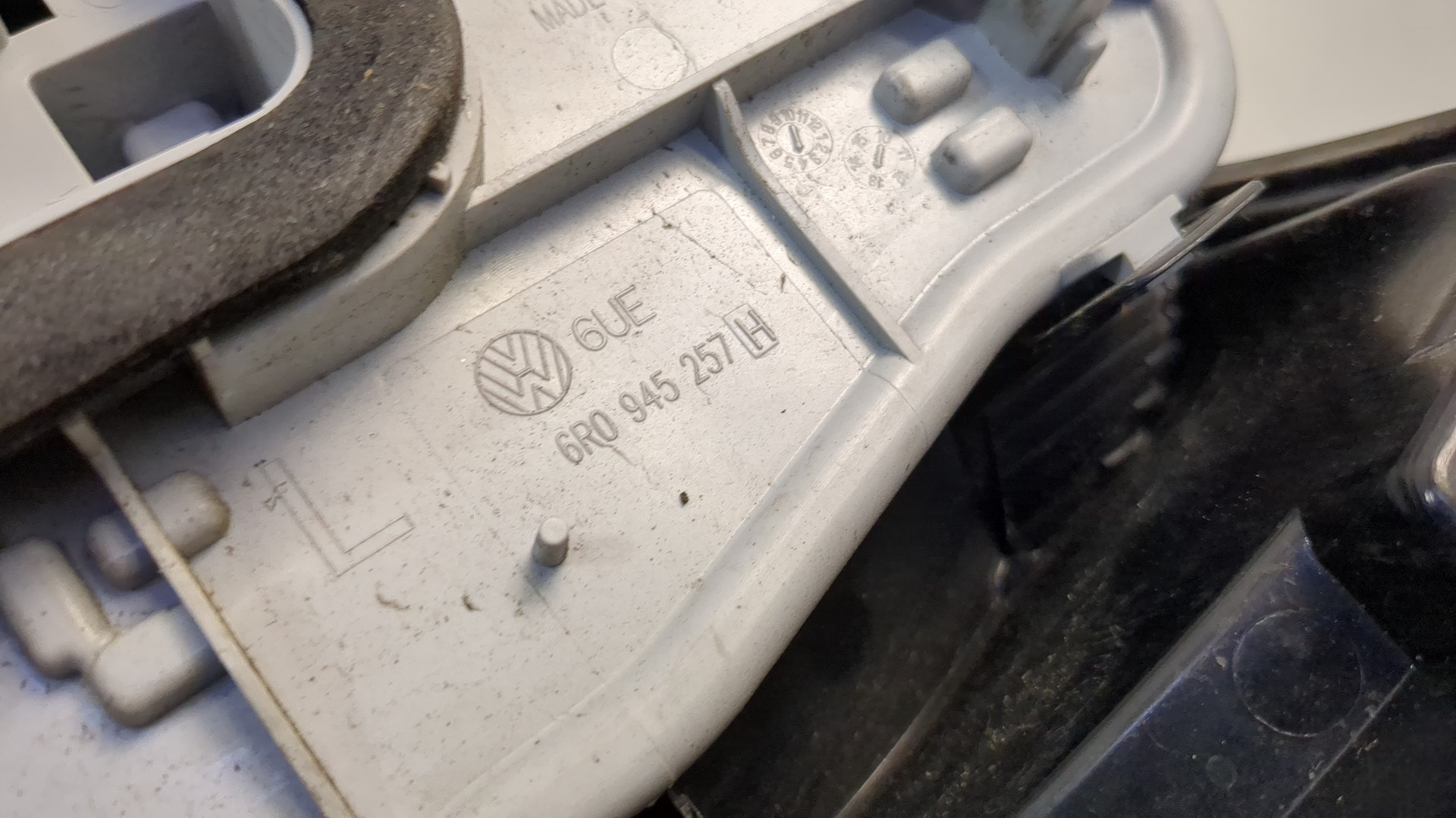 Фонарь задний левый