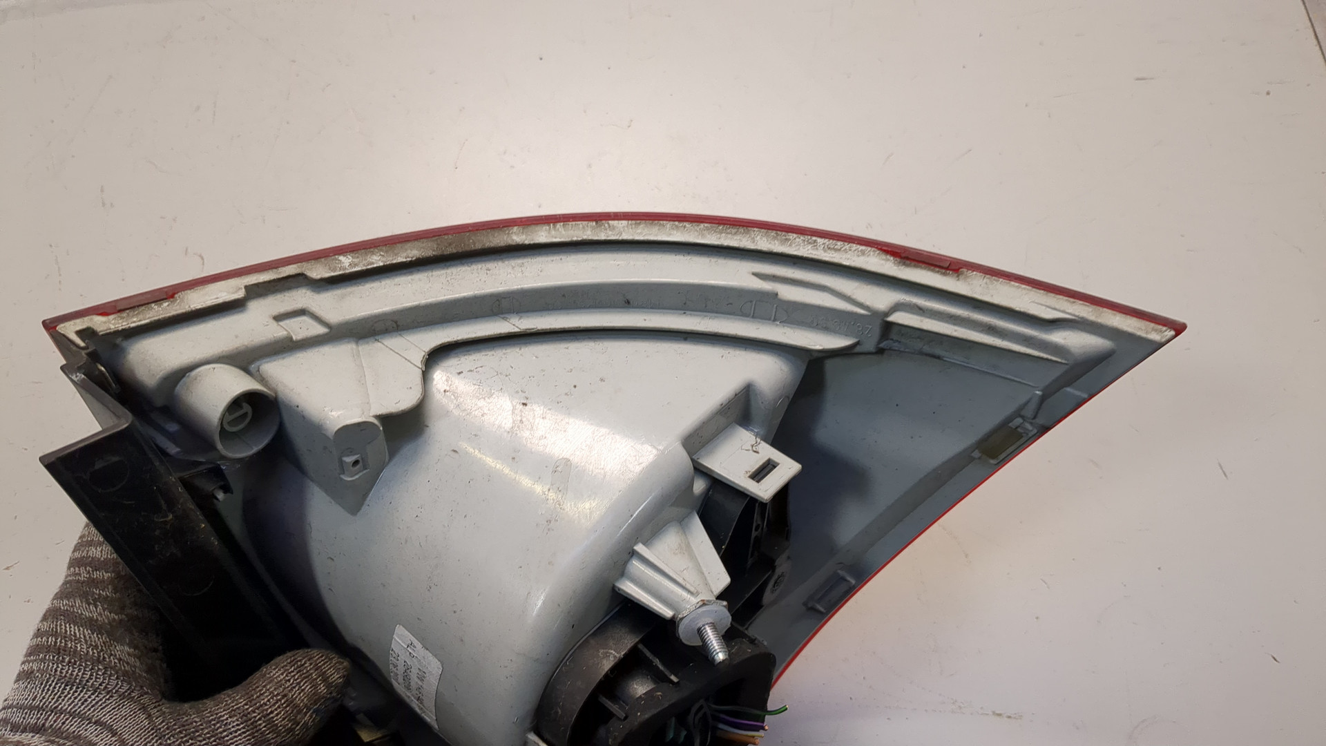 Фонарь задний правый