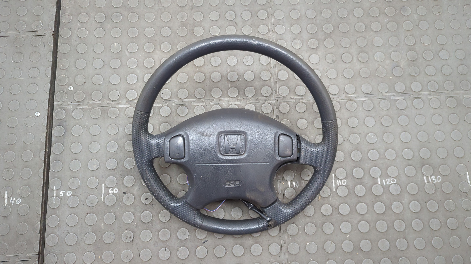 Рулевое колесо (руль)