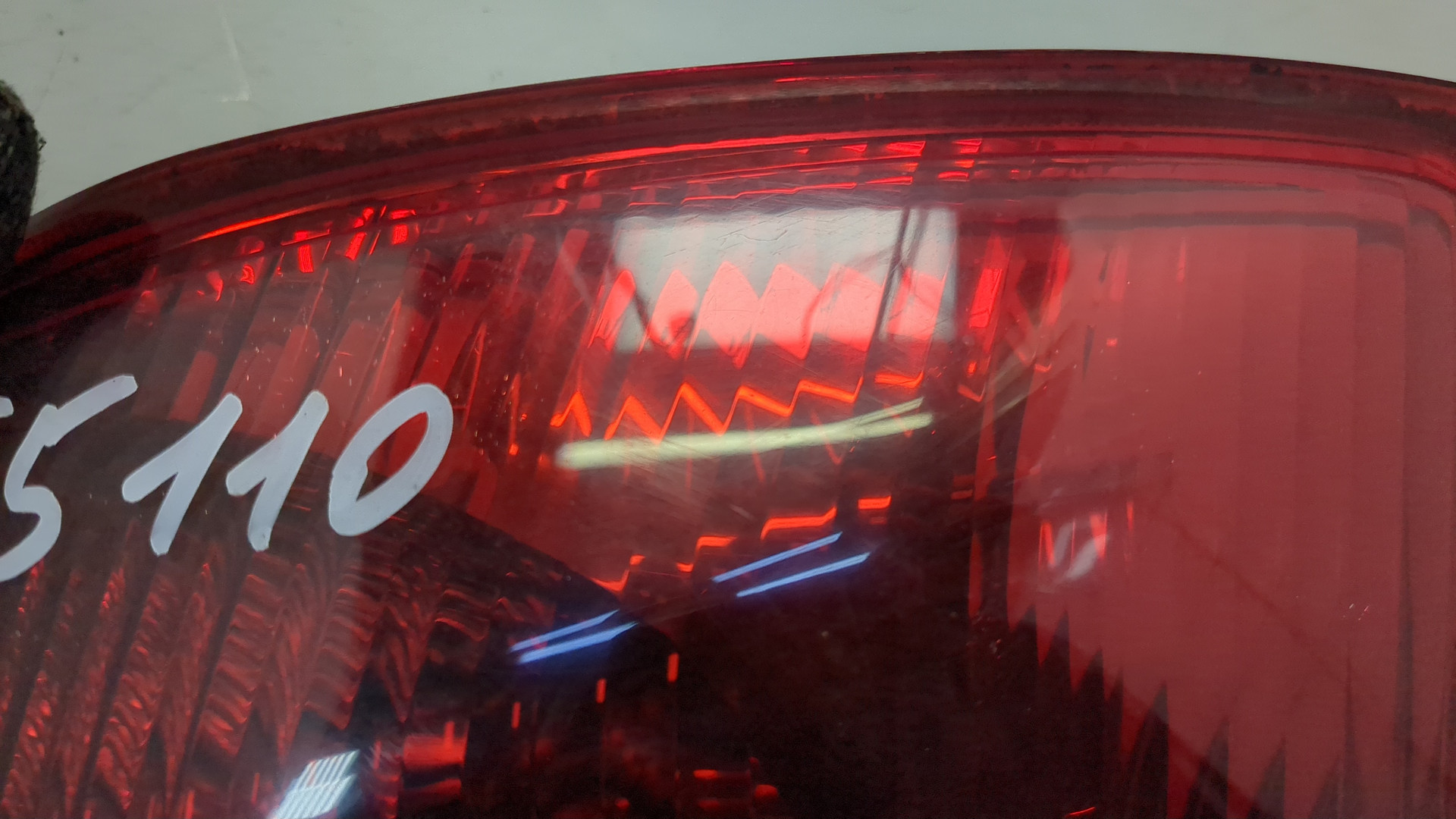 Фонарь задний правый