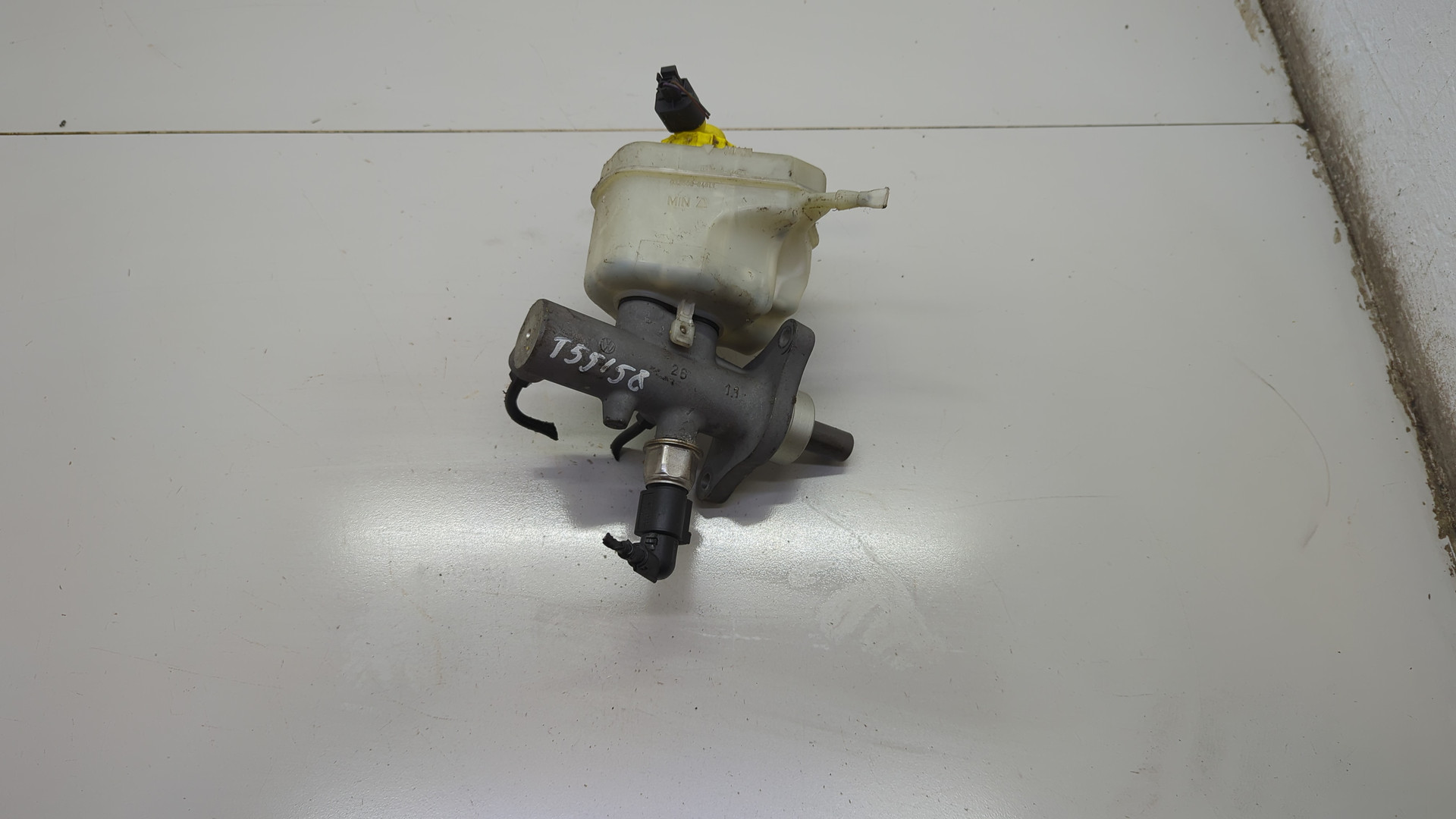 Цилиндр тормозной главный