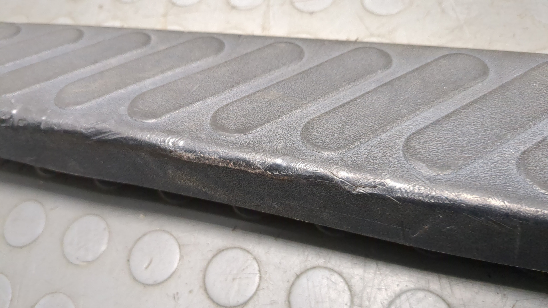 Накладка (кузов наружные)