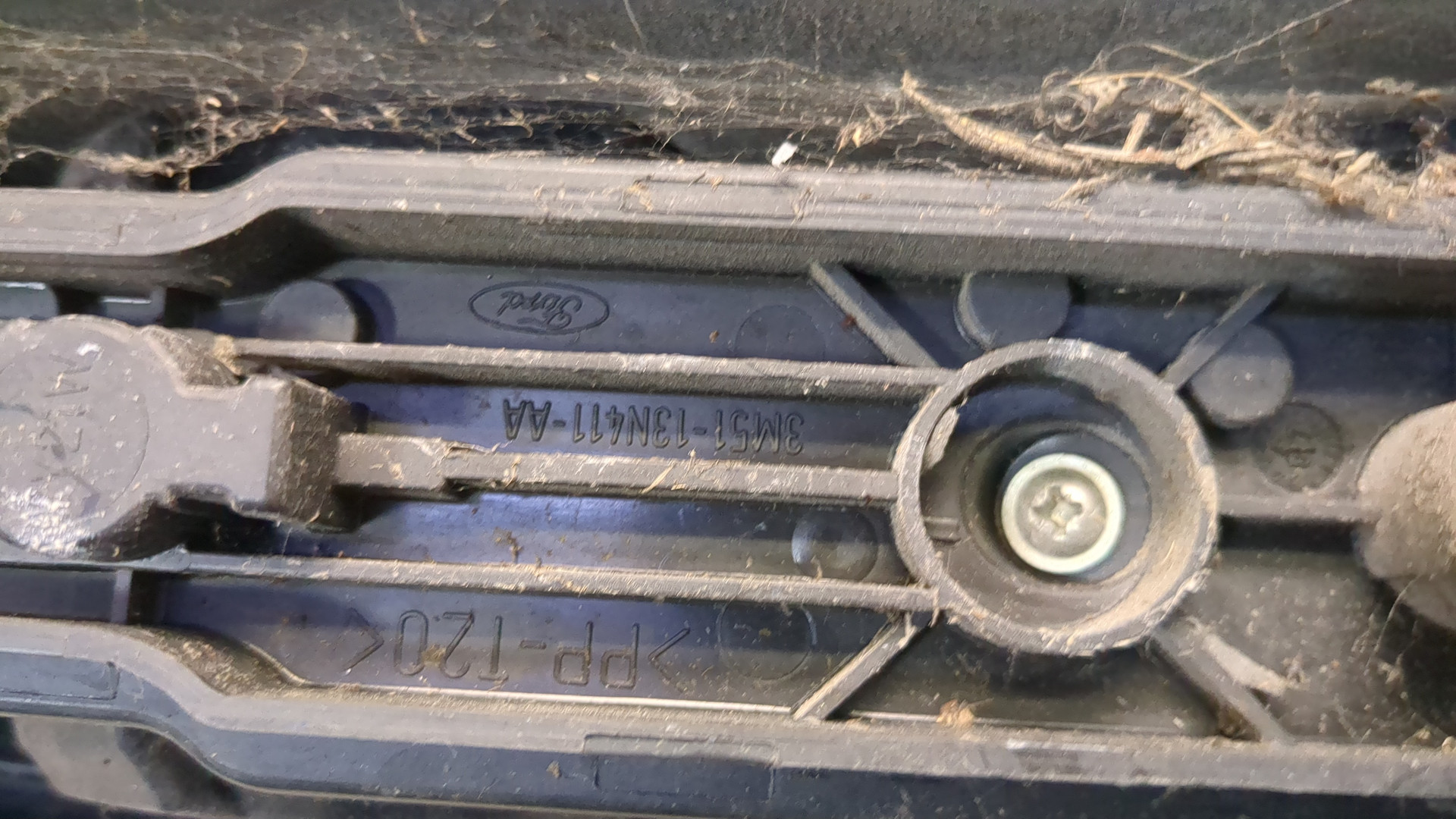 Фонарь задний правый