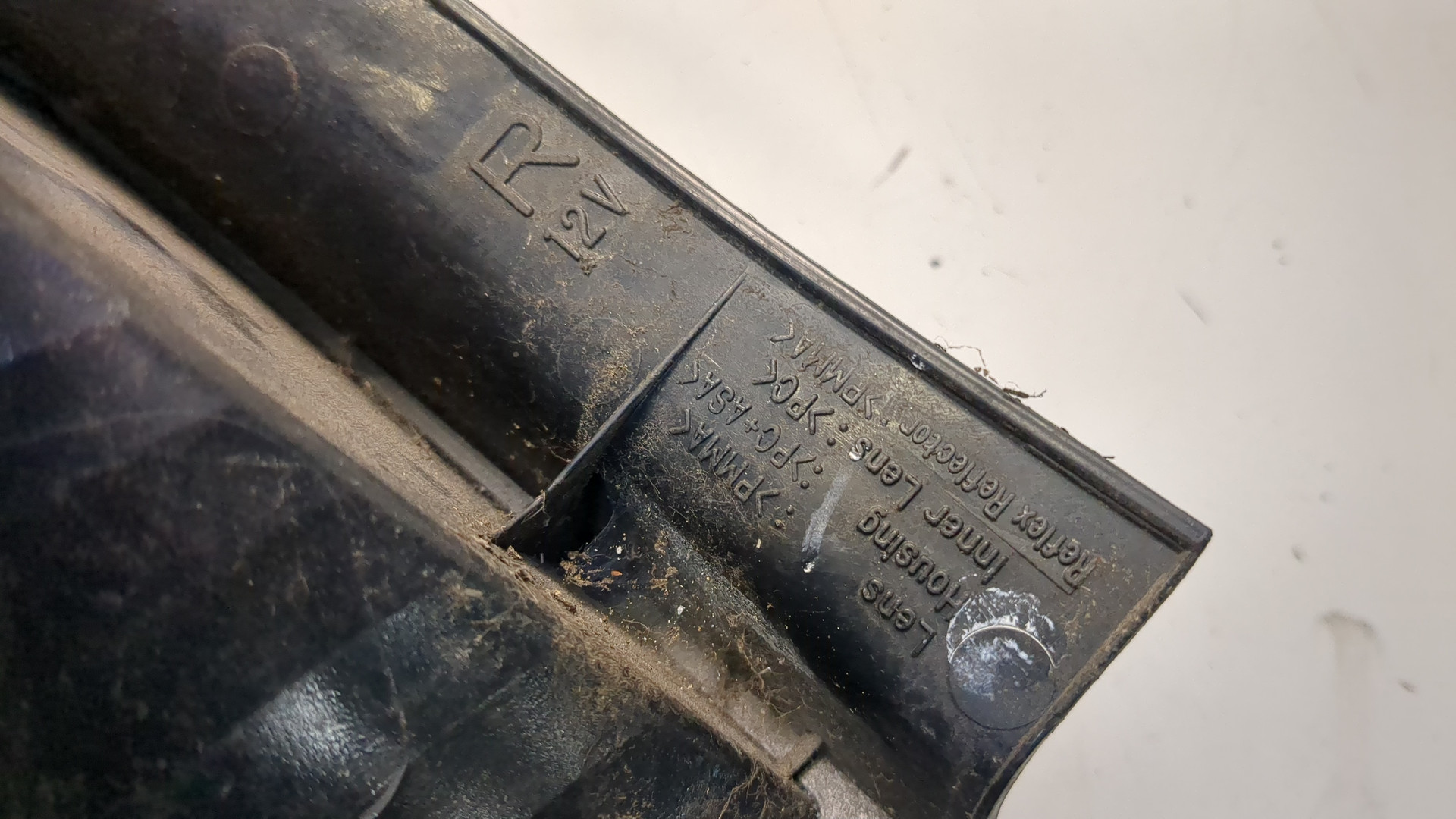 Фонарь задний правый