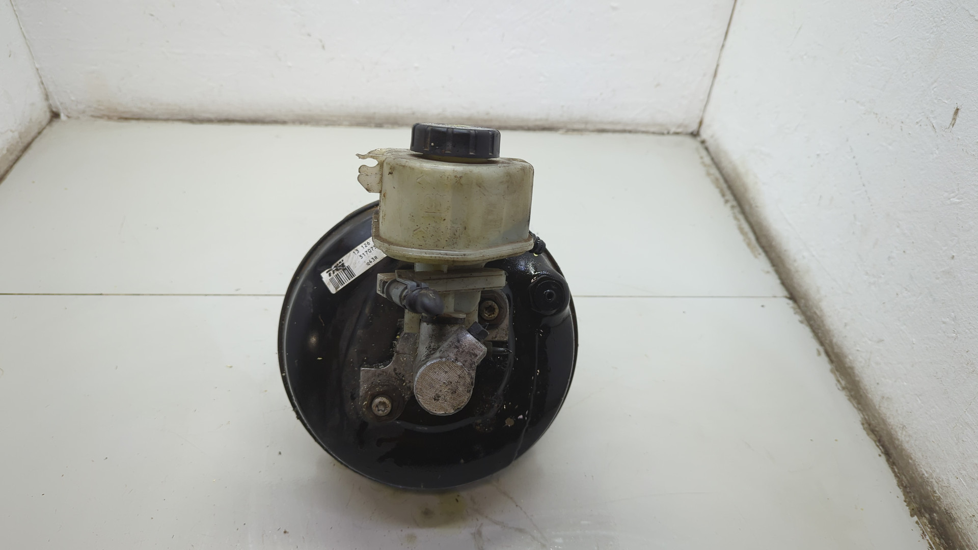 Цилиндр тормозной главный