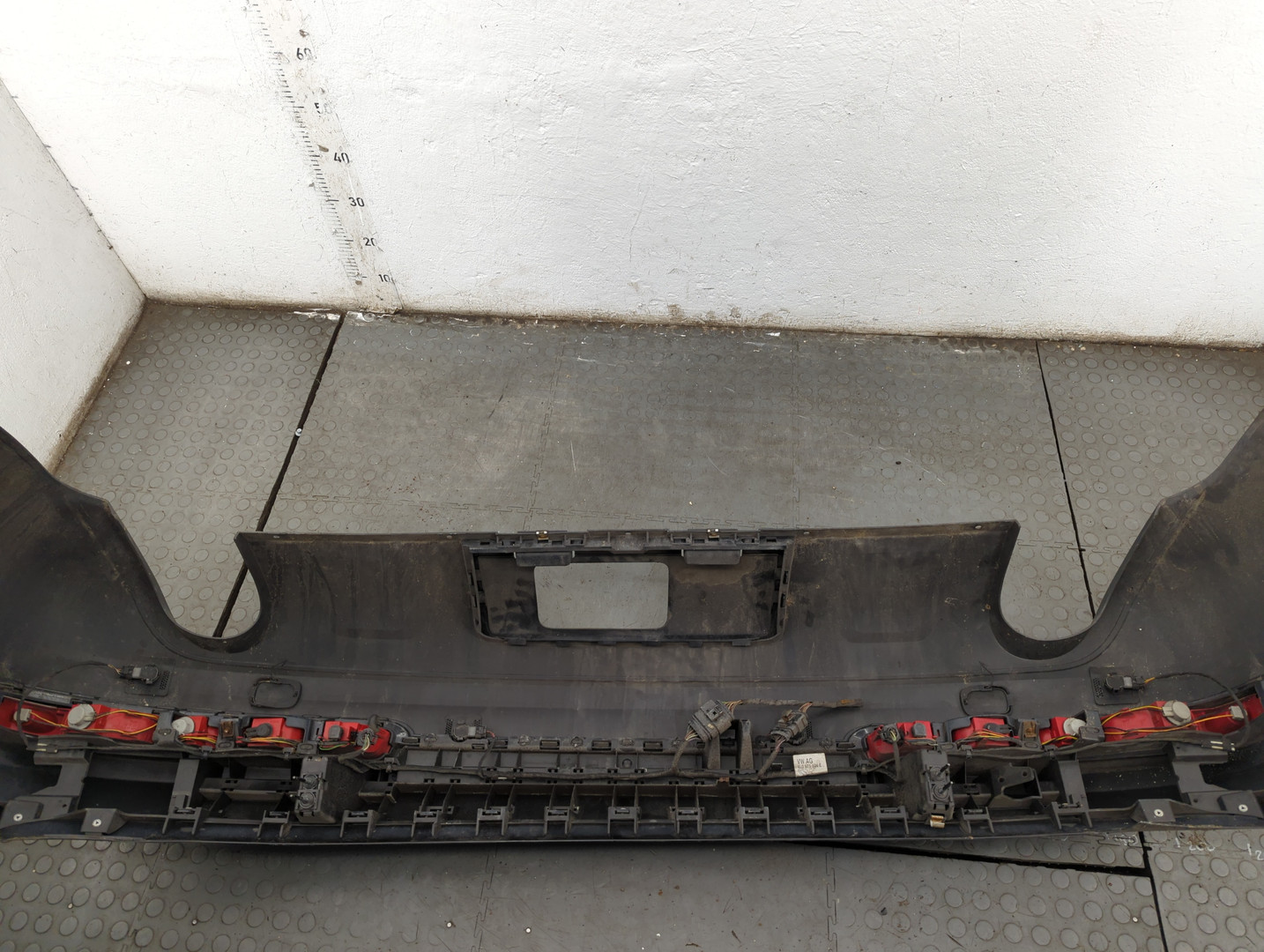 Бампер задний