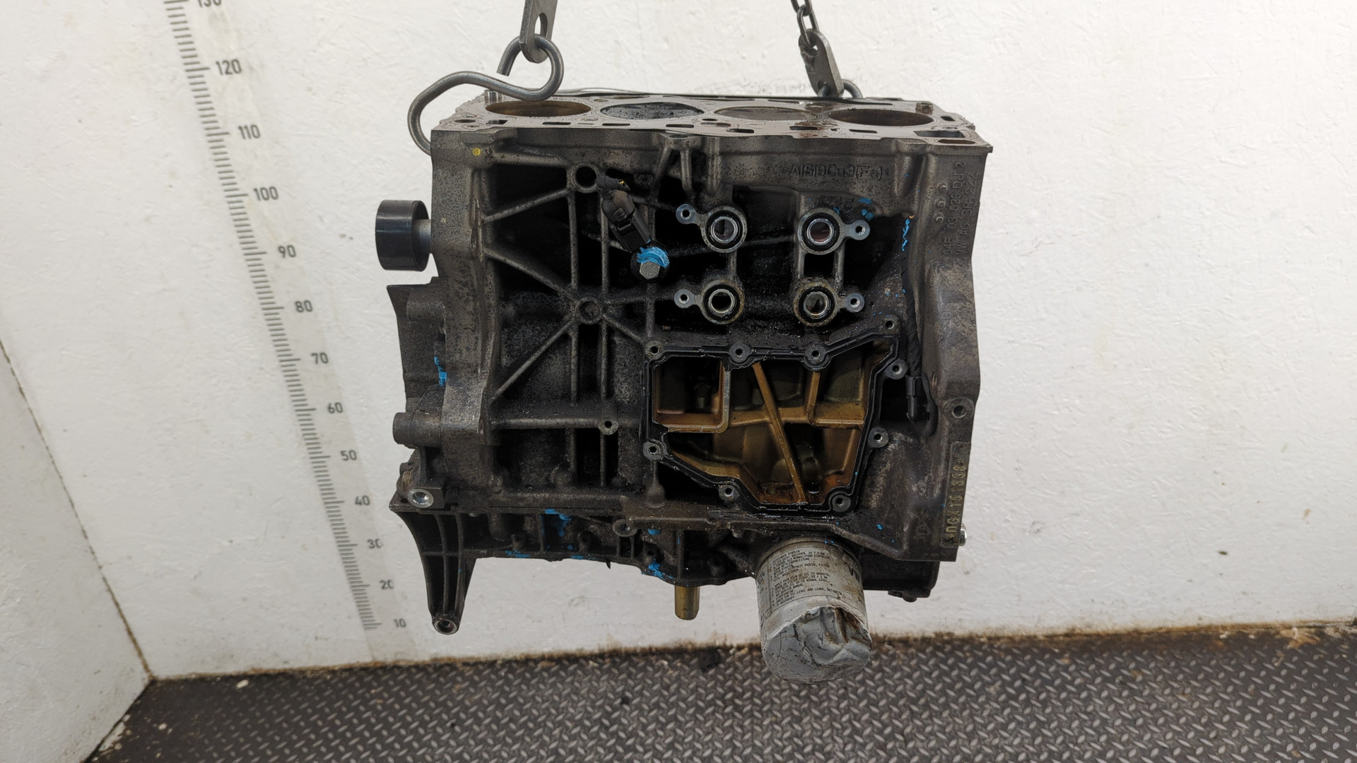 Блок двигателя