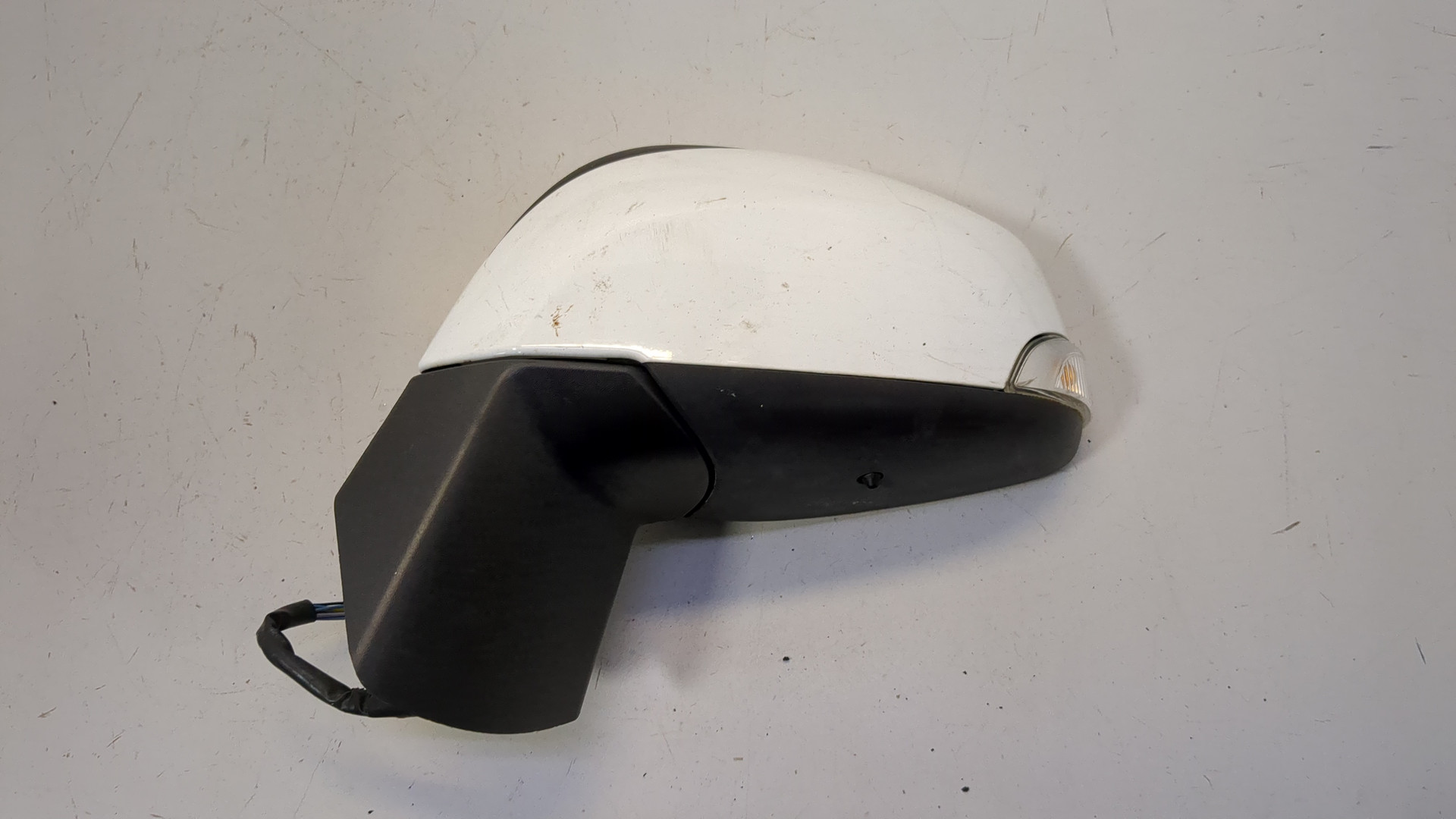 Зеркало левое электрическое