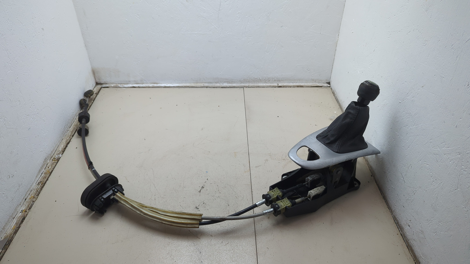 Кулиса МКПП / АКПП