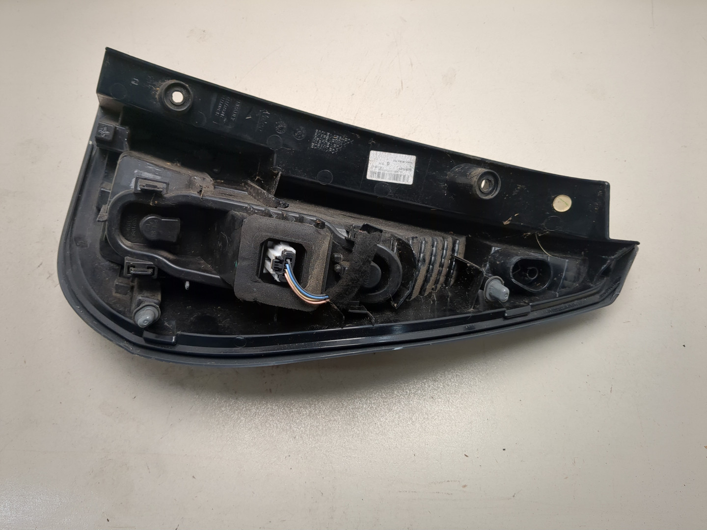 Фонарь задний левый