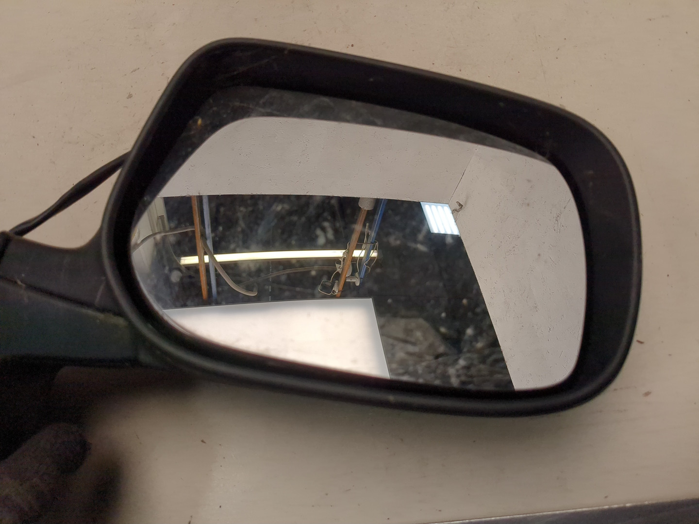 Зеркало правое электрическое