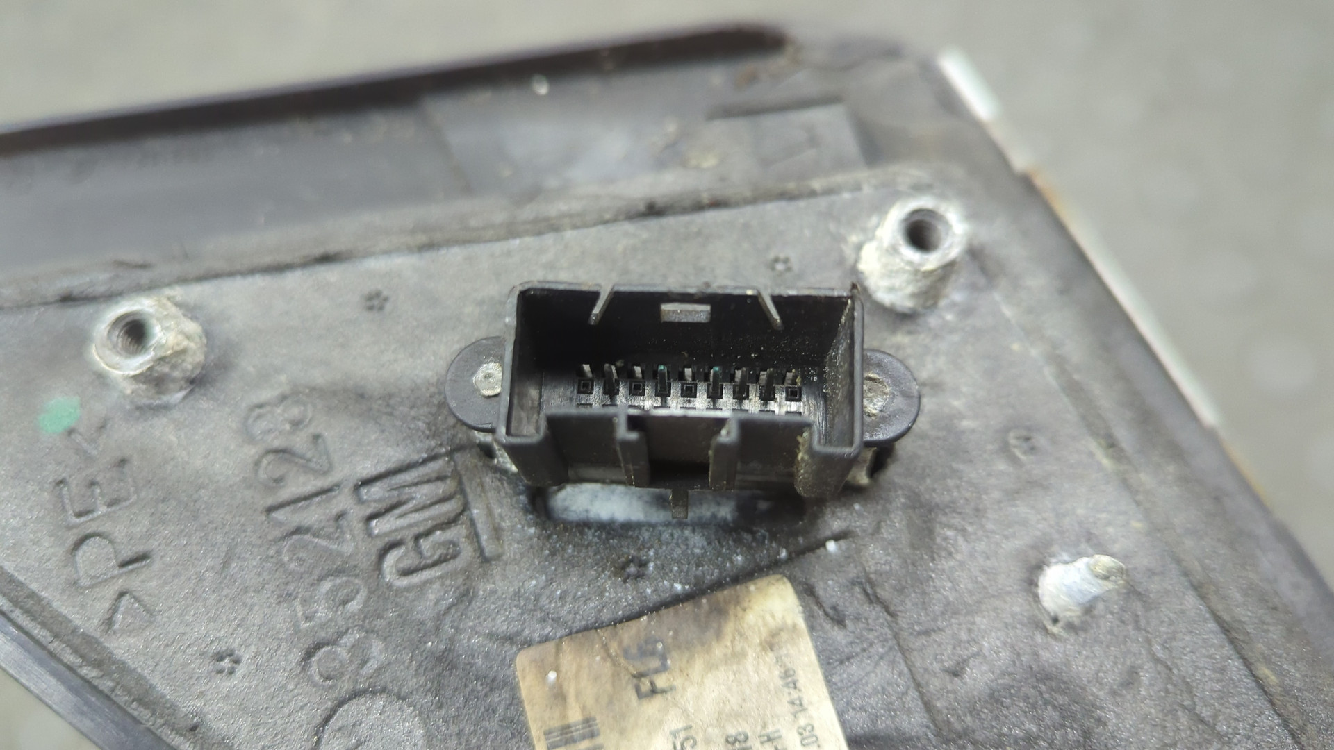 Зеркало правое электрическое