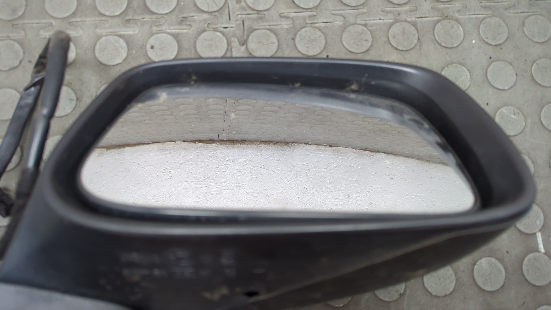 Зеркало правое электрическое