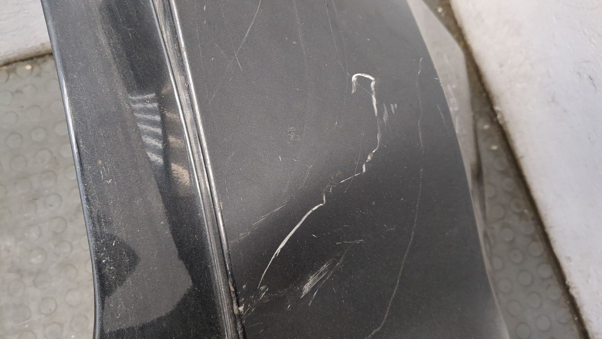 Бампер задний