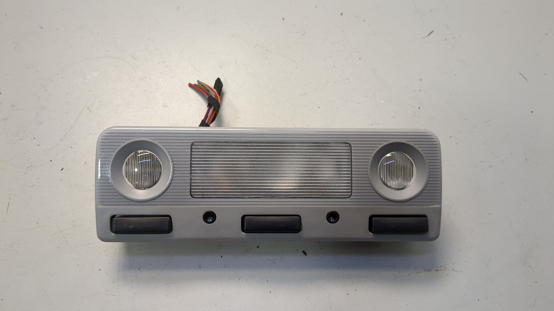 Плафон салонный