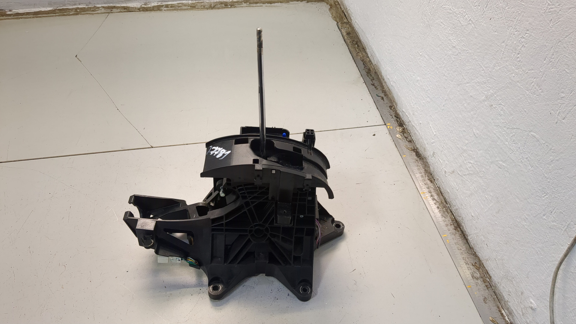 Кулиса МКПП / АКПП