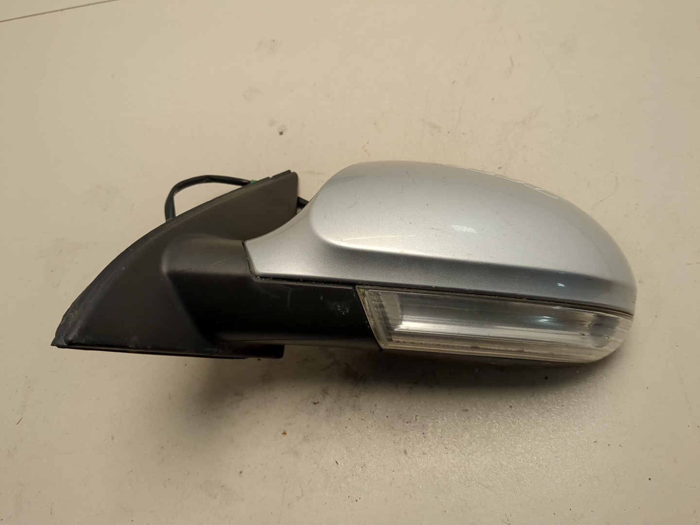 Зеркало левое электрическое