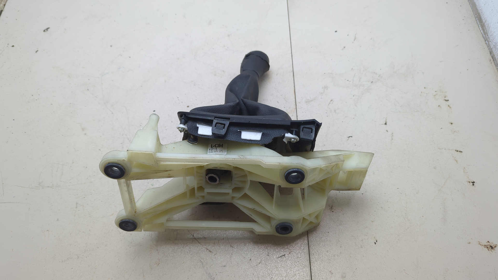 Кулиса МКПП / АКПП