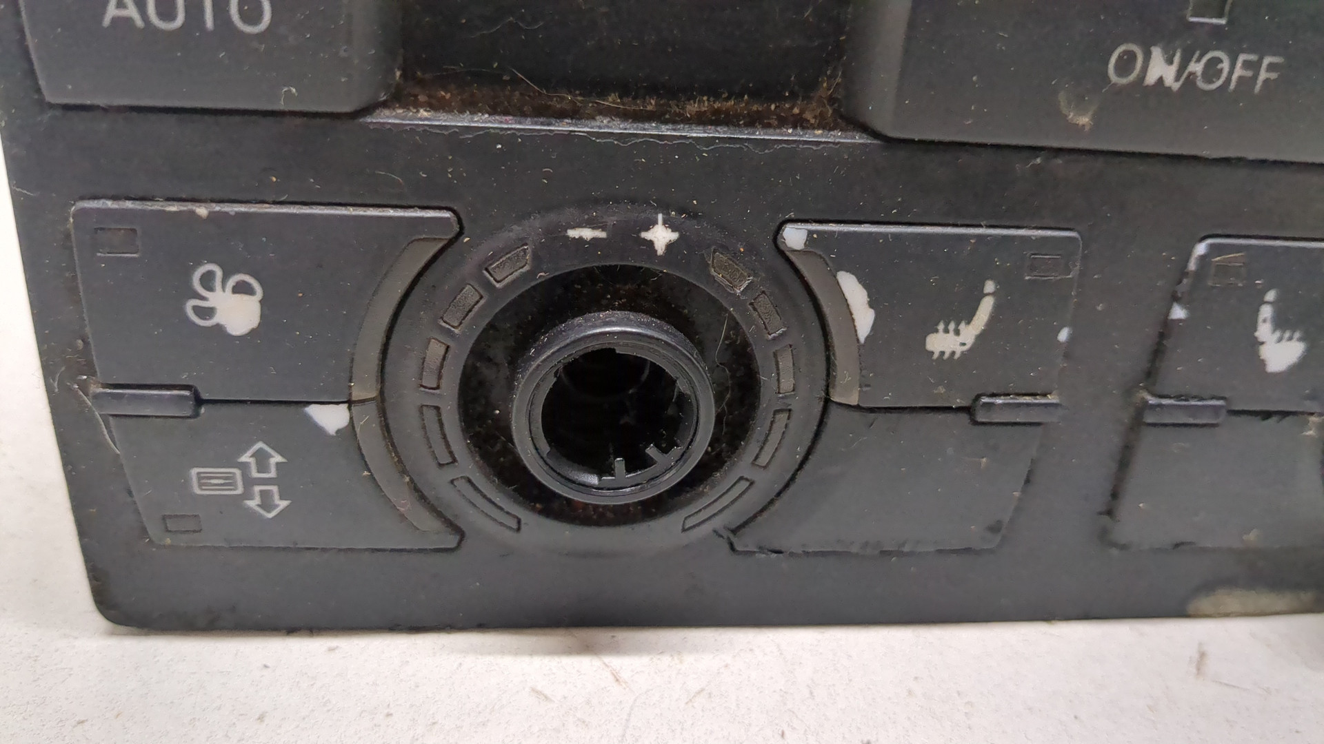 Переключатель отопителя