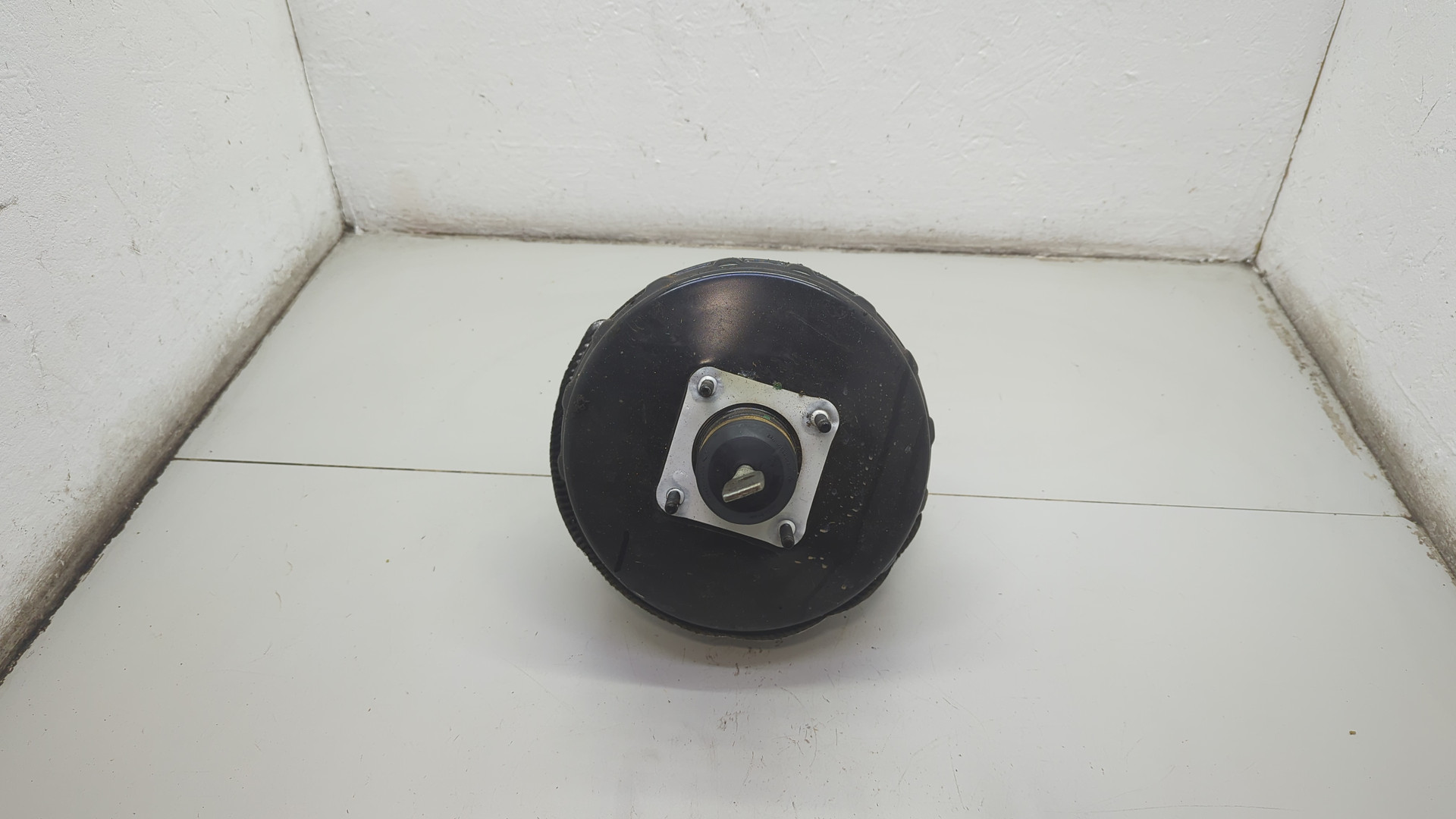 Цилиндр тормозной главный