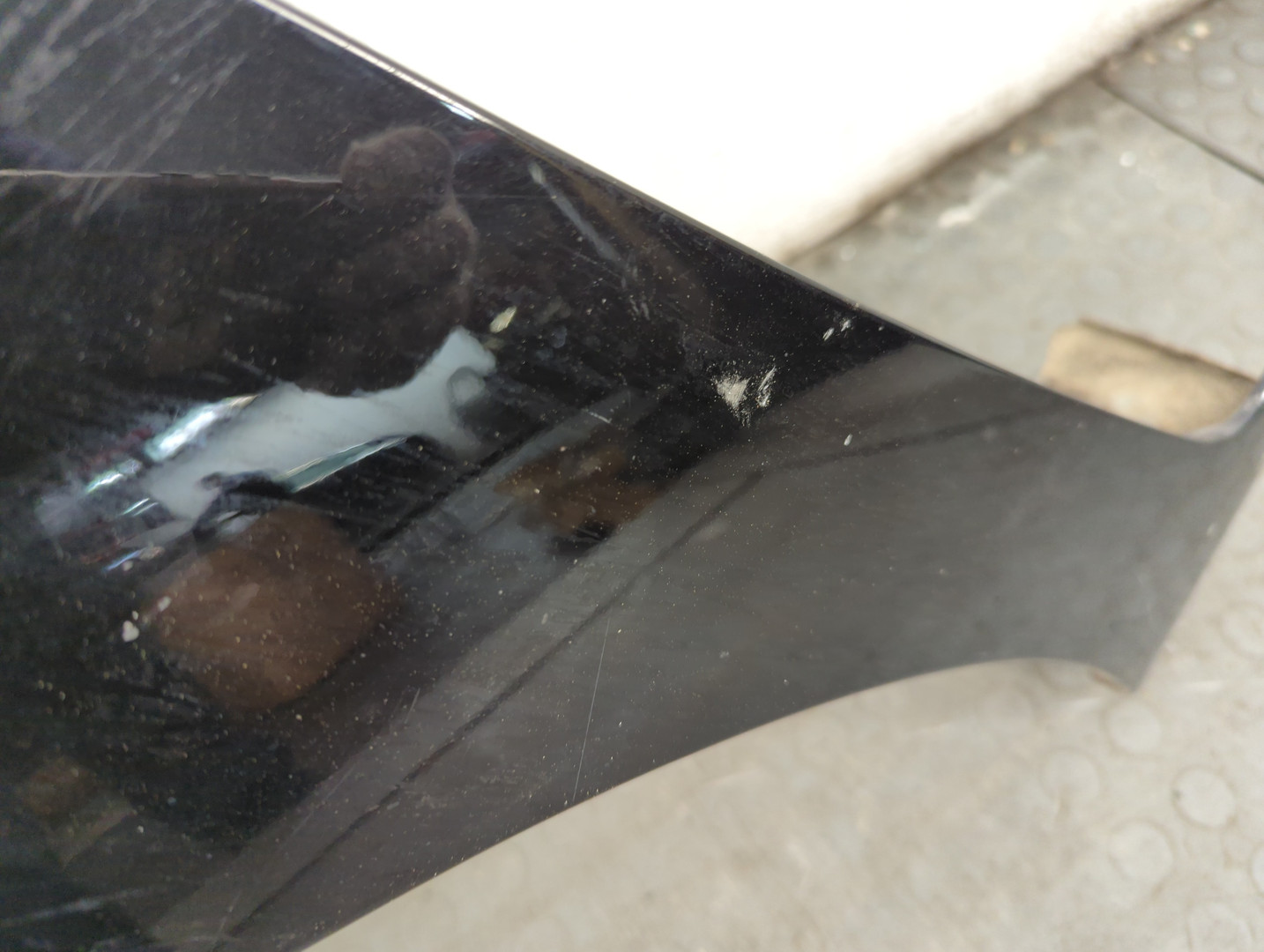 Крыло переднее левое