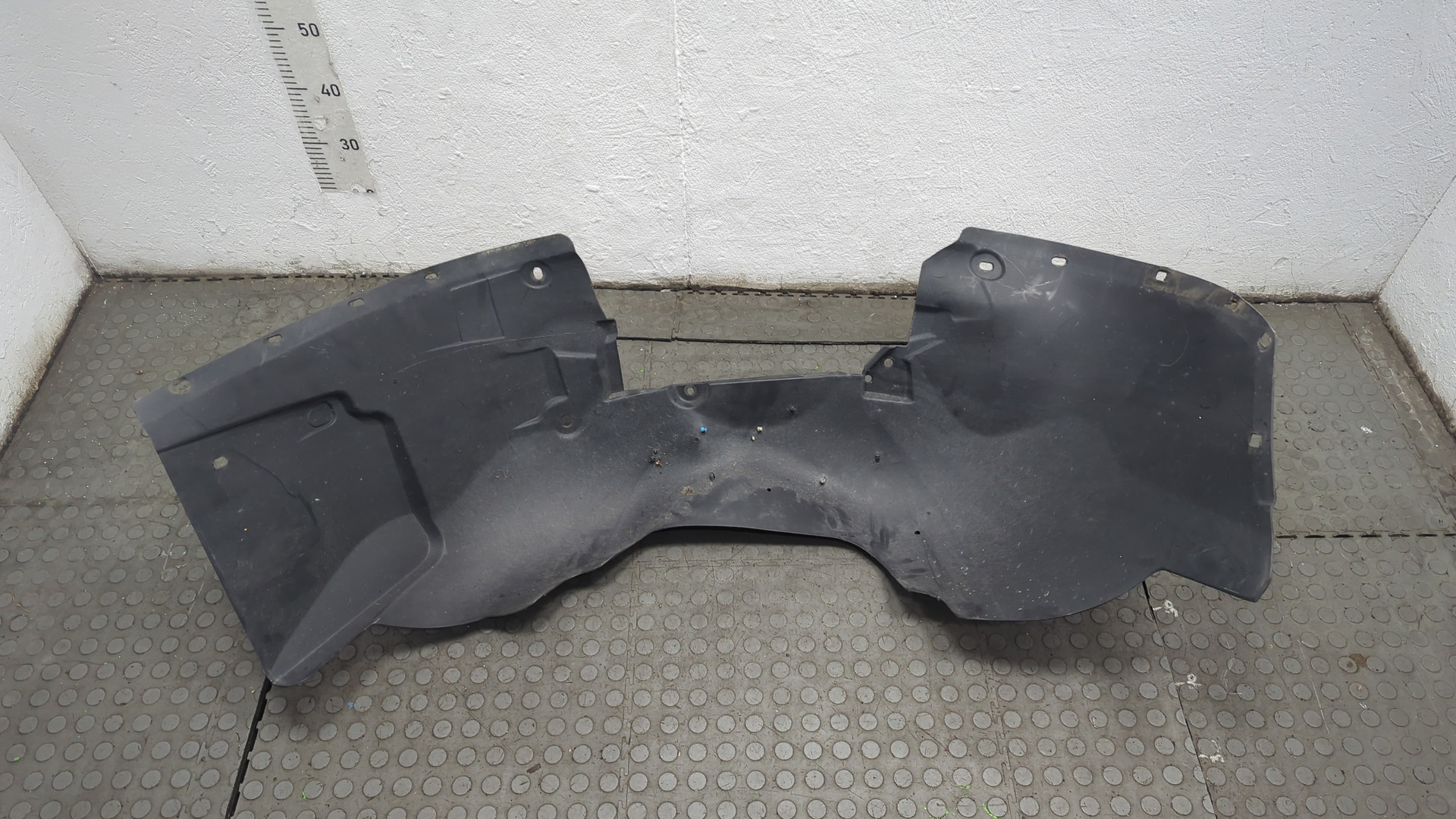 Локер передний левый