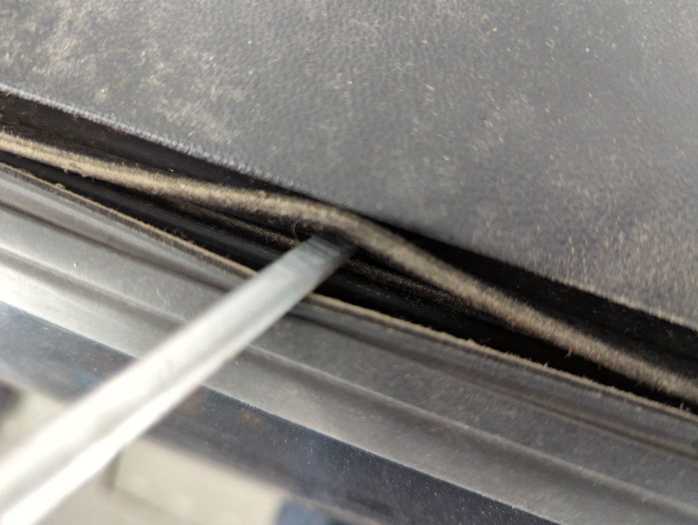 Дверь задняя левая