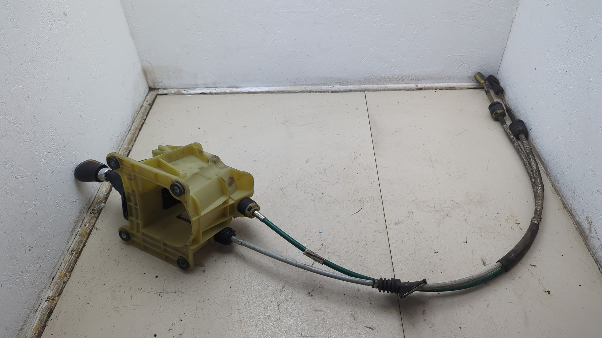 Кулиса МКПП / АКПП