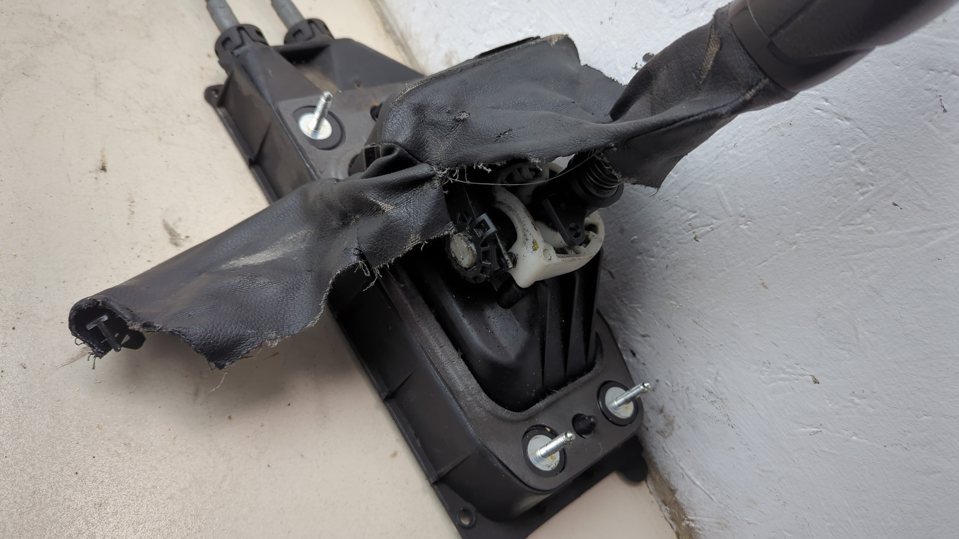 Кулиса МКПП / АКПП