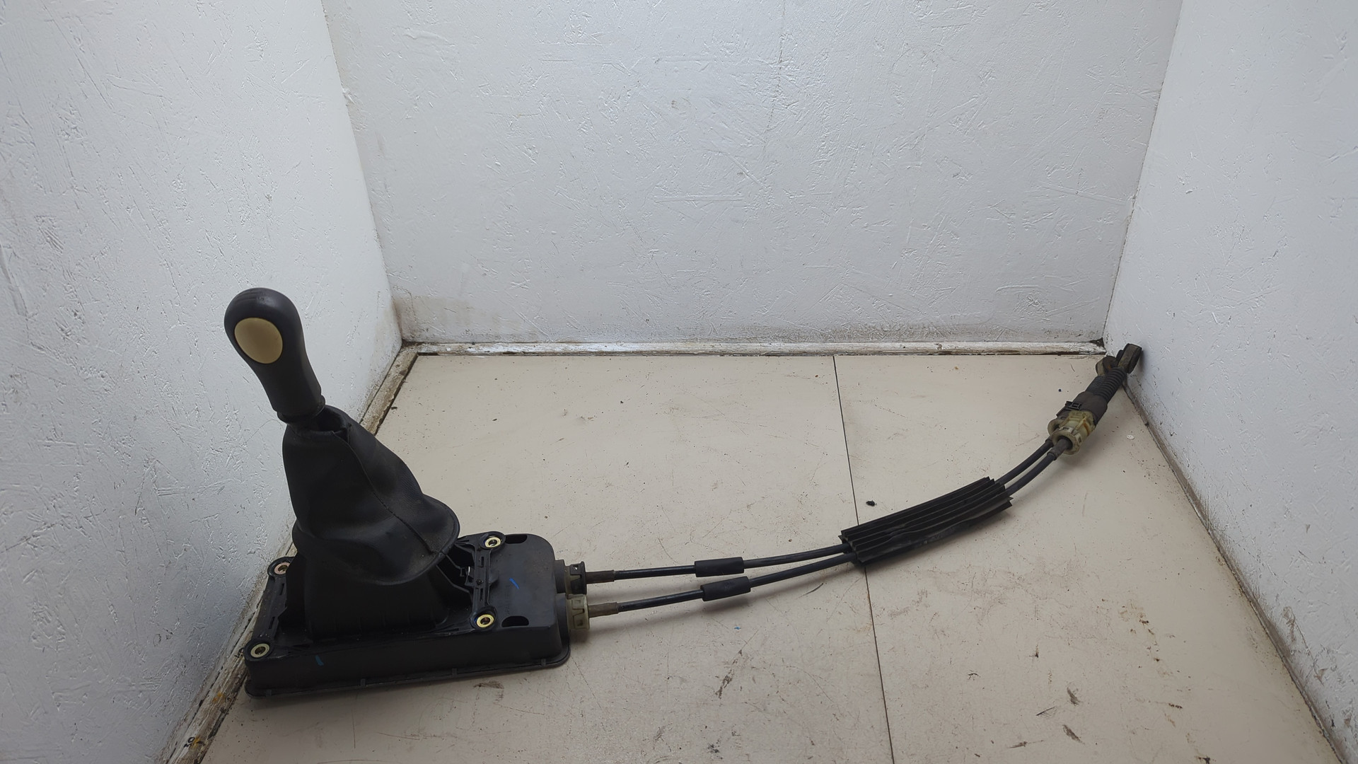 Кулиса МКПП / АКПП