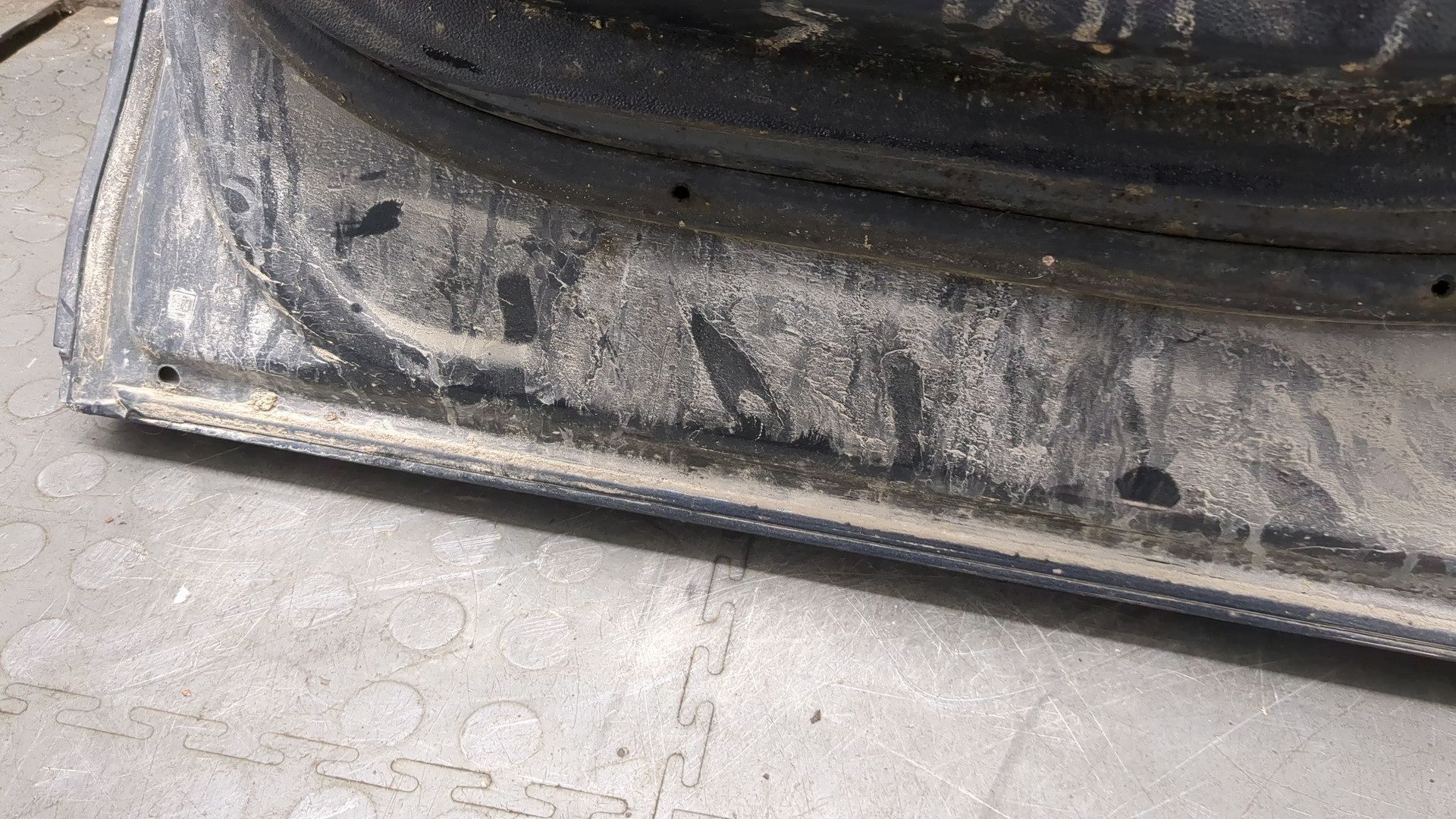 Дверь задняя правая