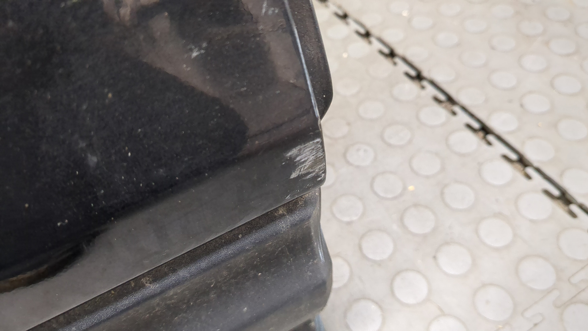 Дверь задняя правая