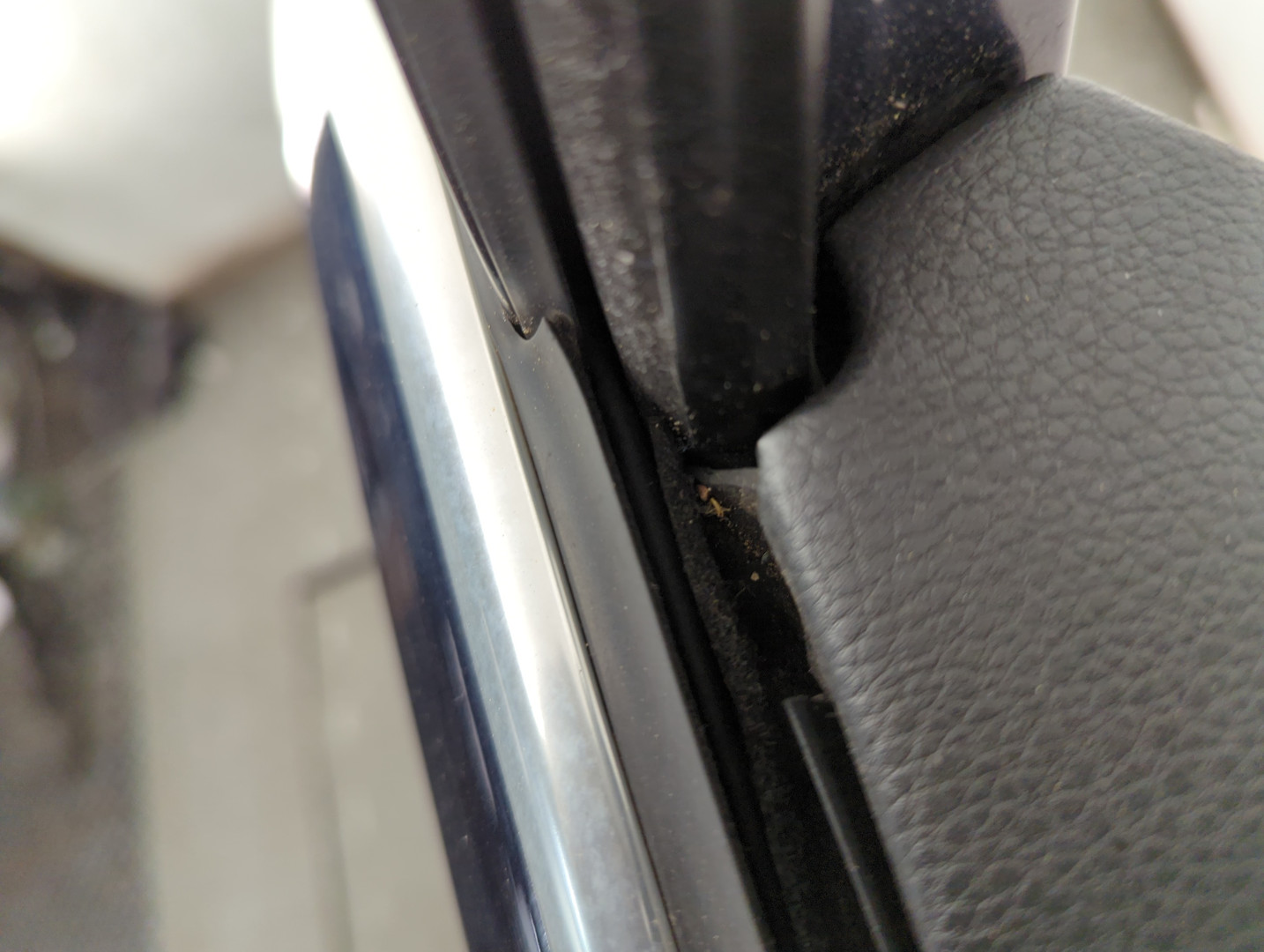 Дверь передняя правая