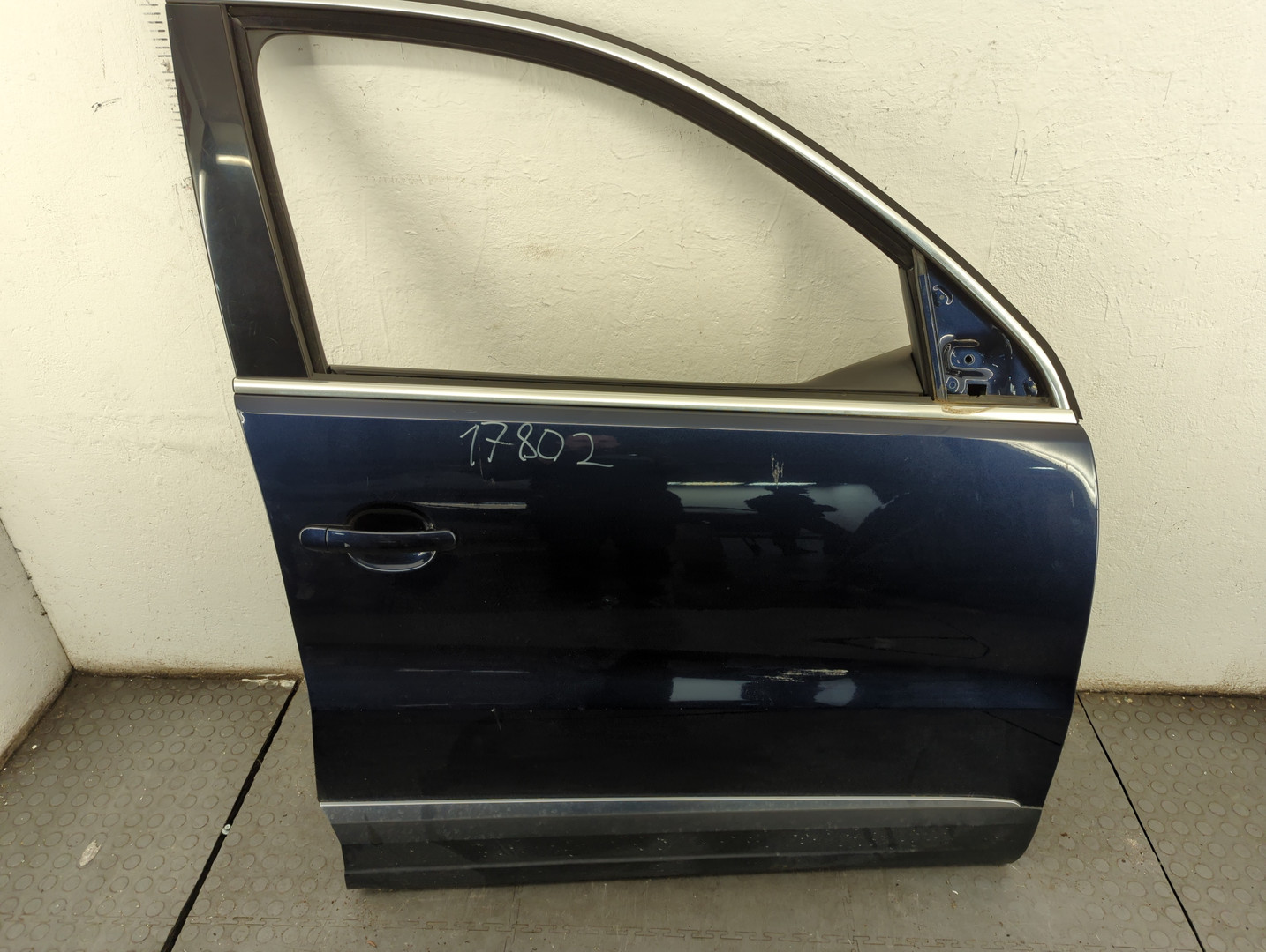 Дверь передняя правая