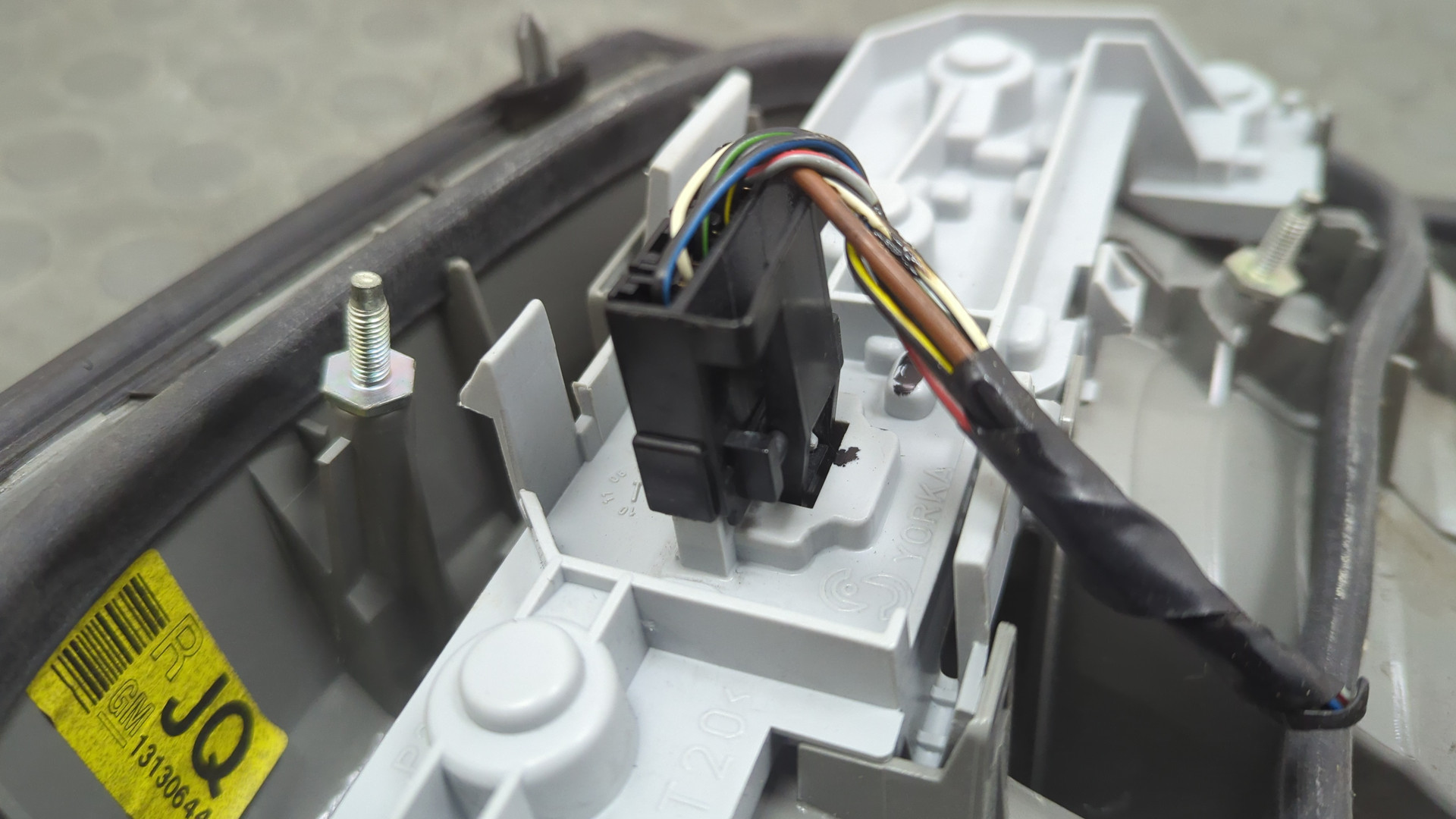 Фонарь задний правый