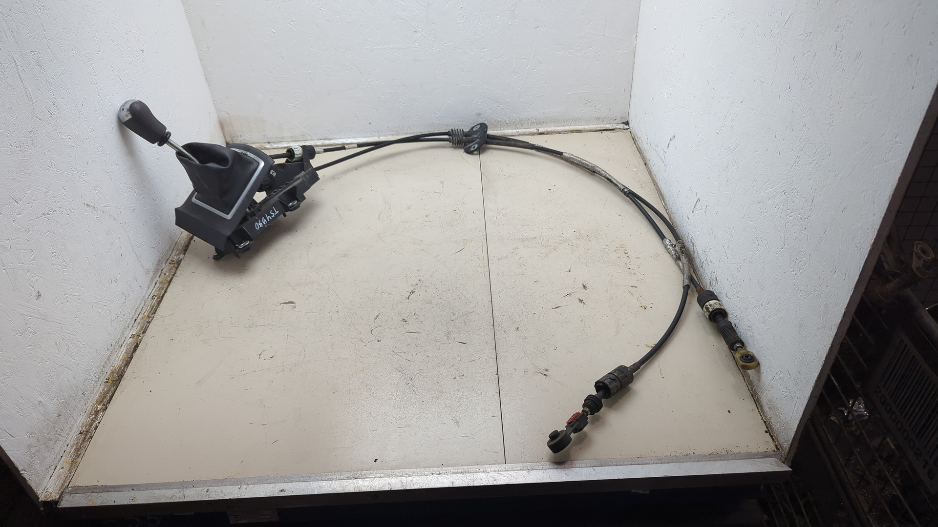 Кулиса МКПП / АКПП