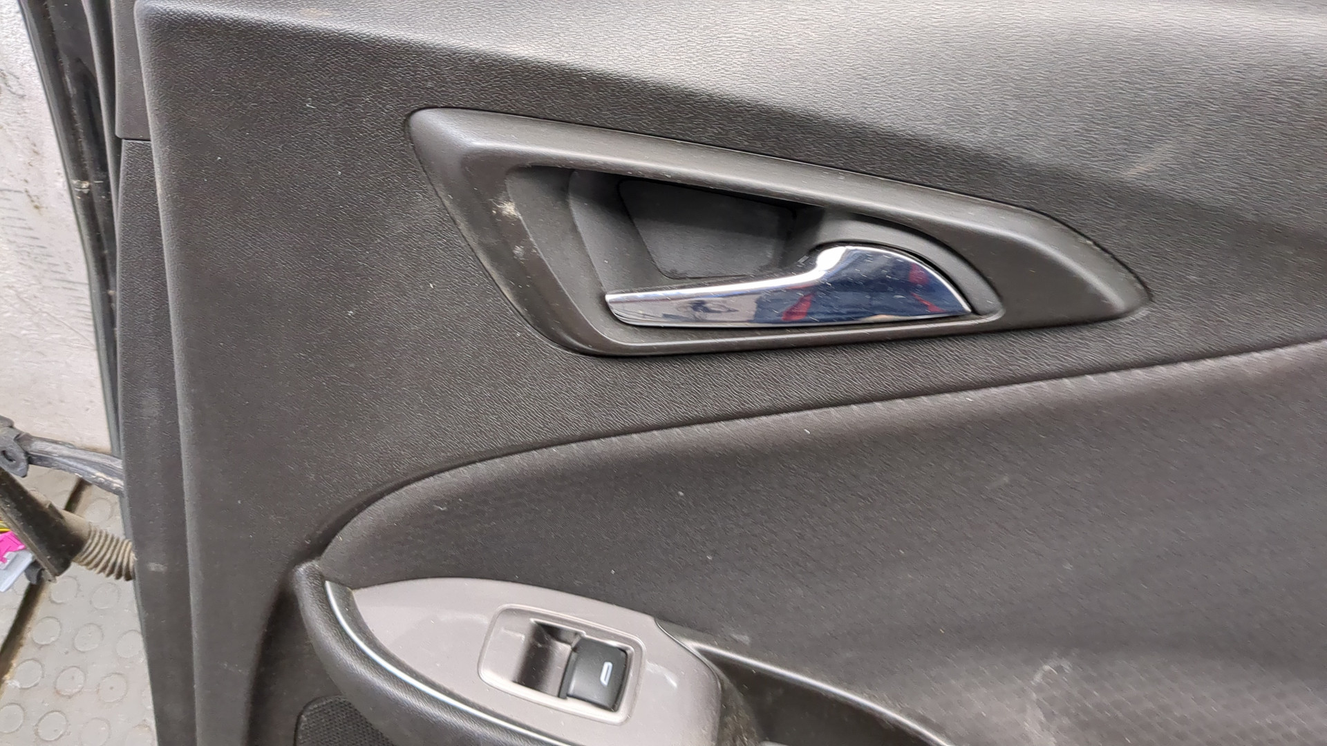 Дверь задняя правая