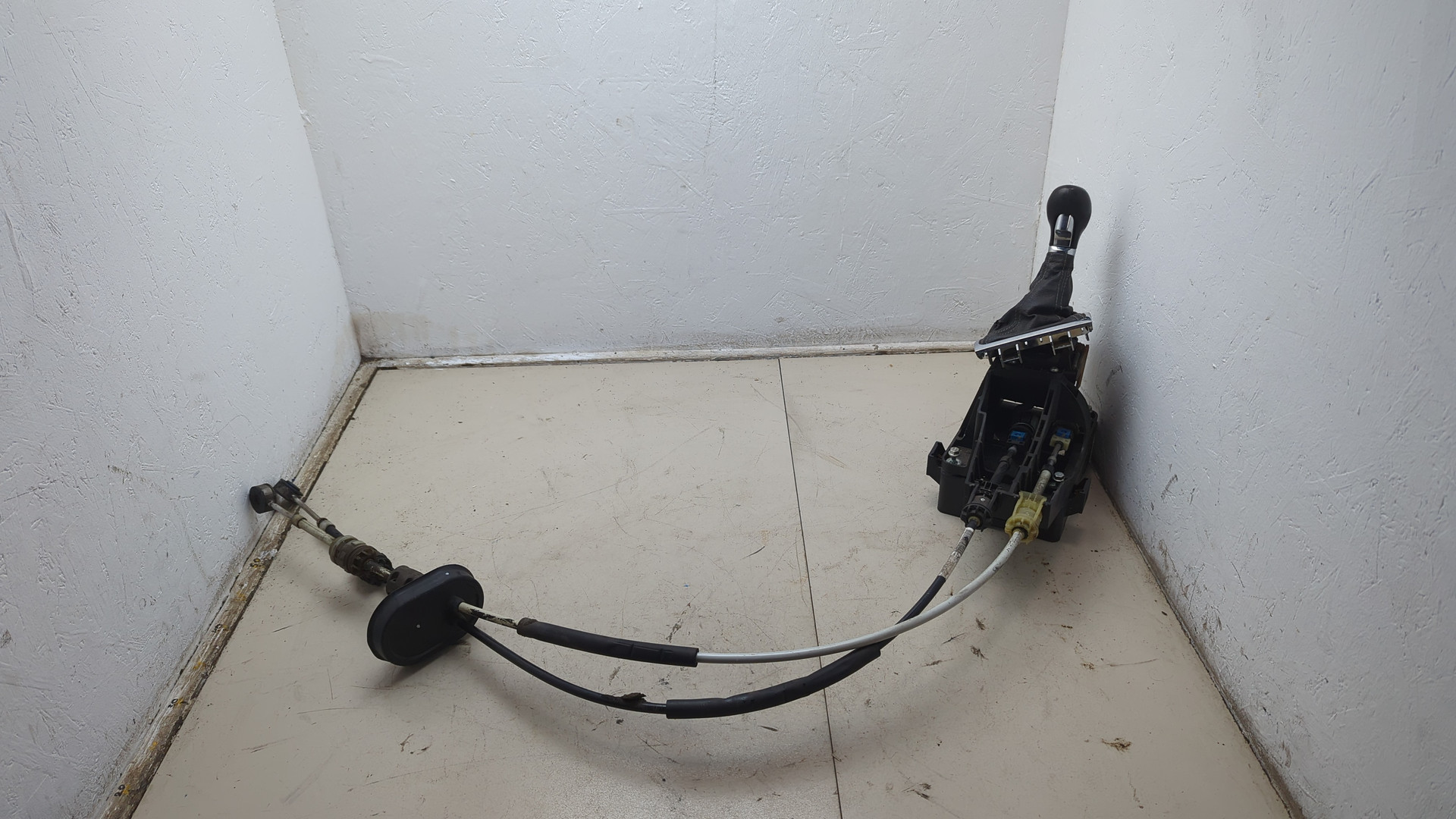 Кулиса МКПП / АКПП