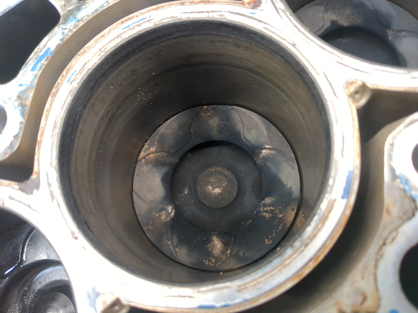 Блок двигателя