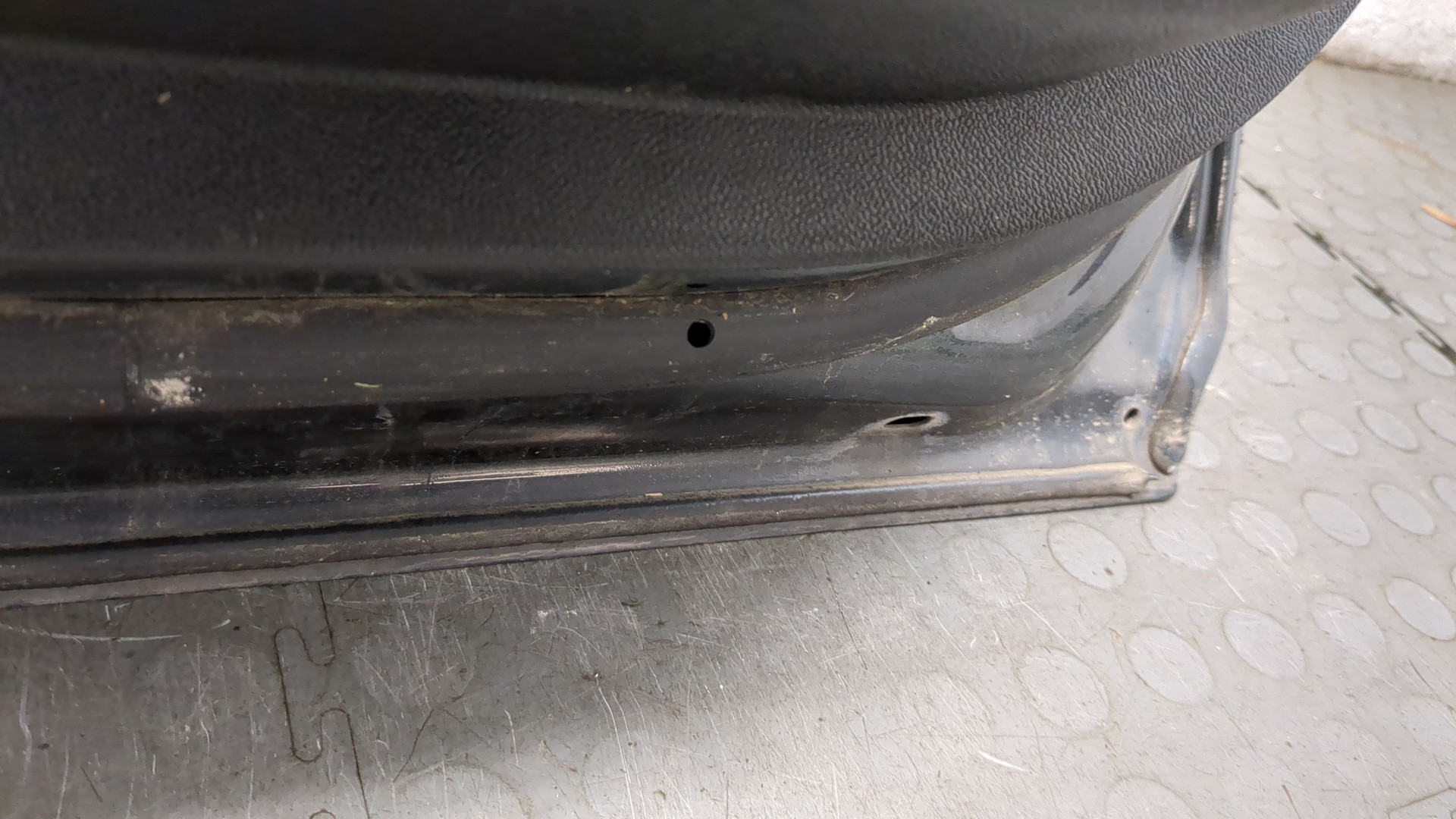 Дверь задняя левая