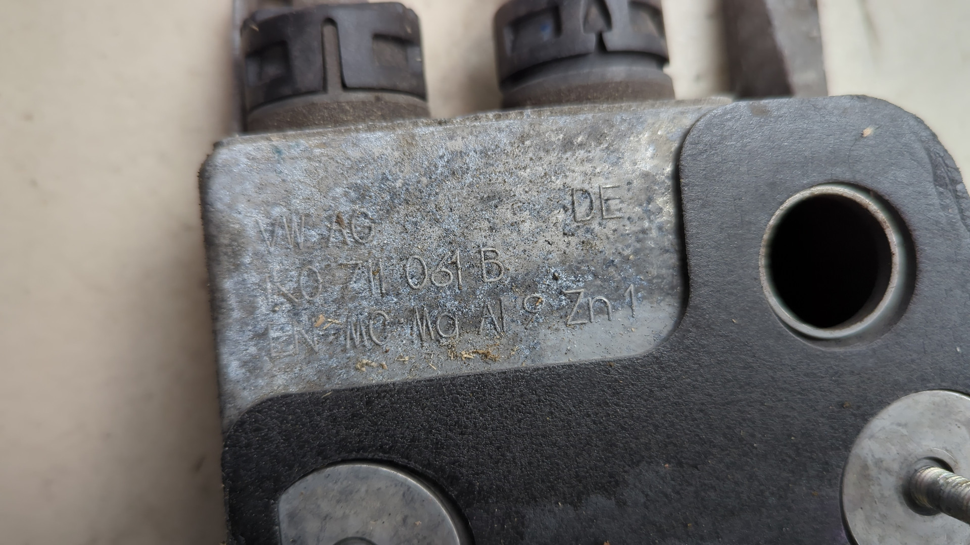 Кулиса МКПП / АКПП