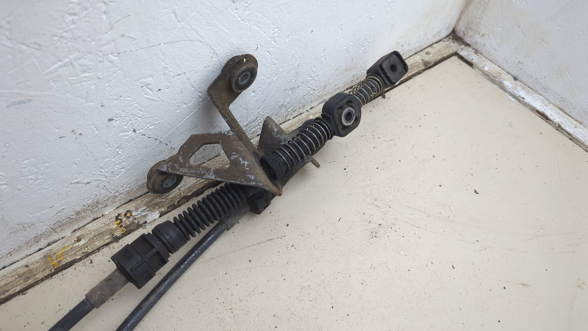 Кулиса МКПП / АКПП