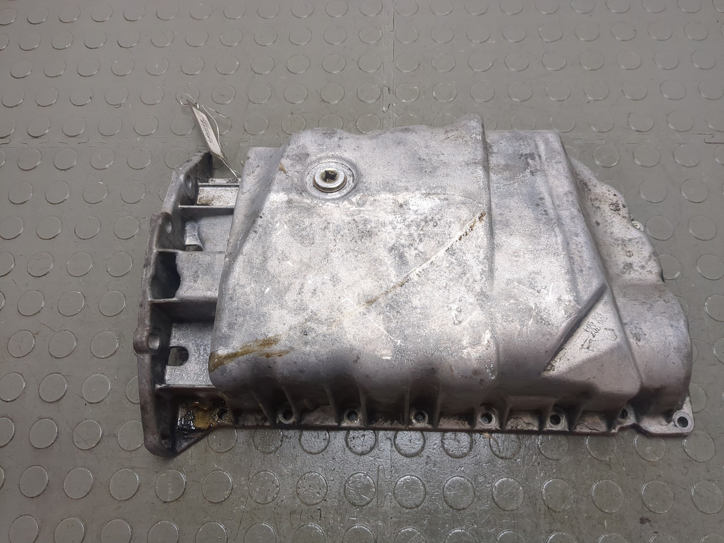 Поддон масляный двигателя (картер)